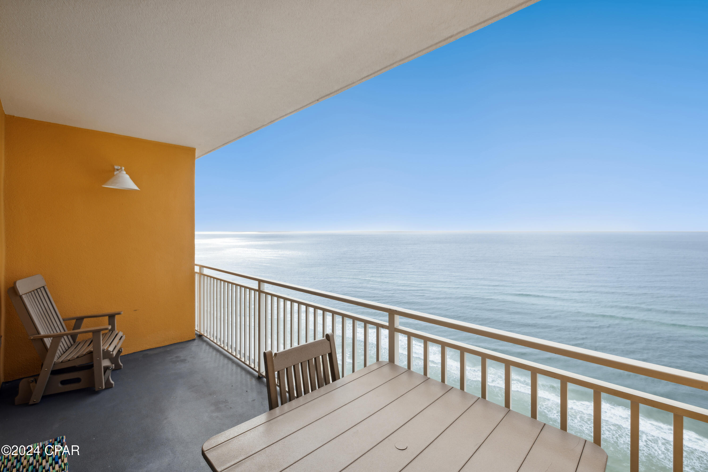 Splash Condo - Residential