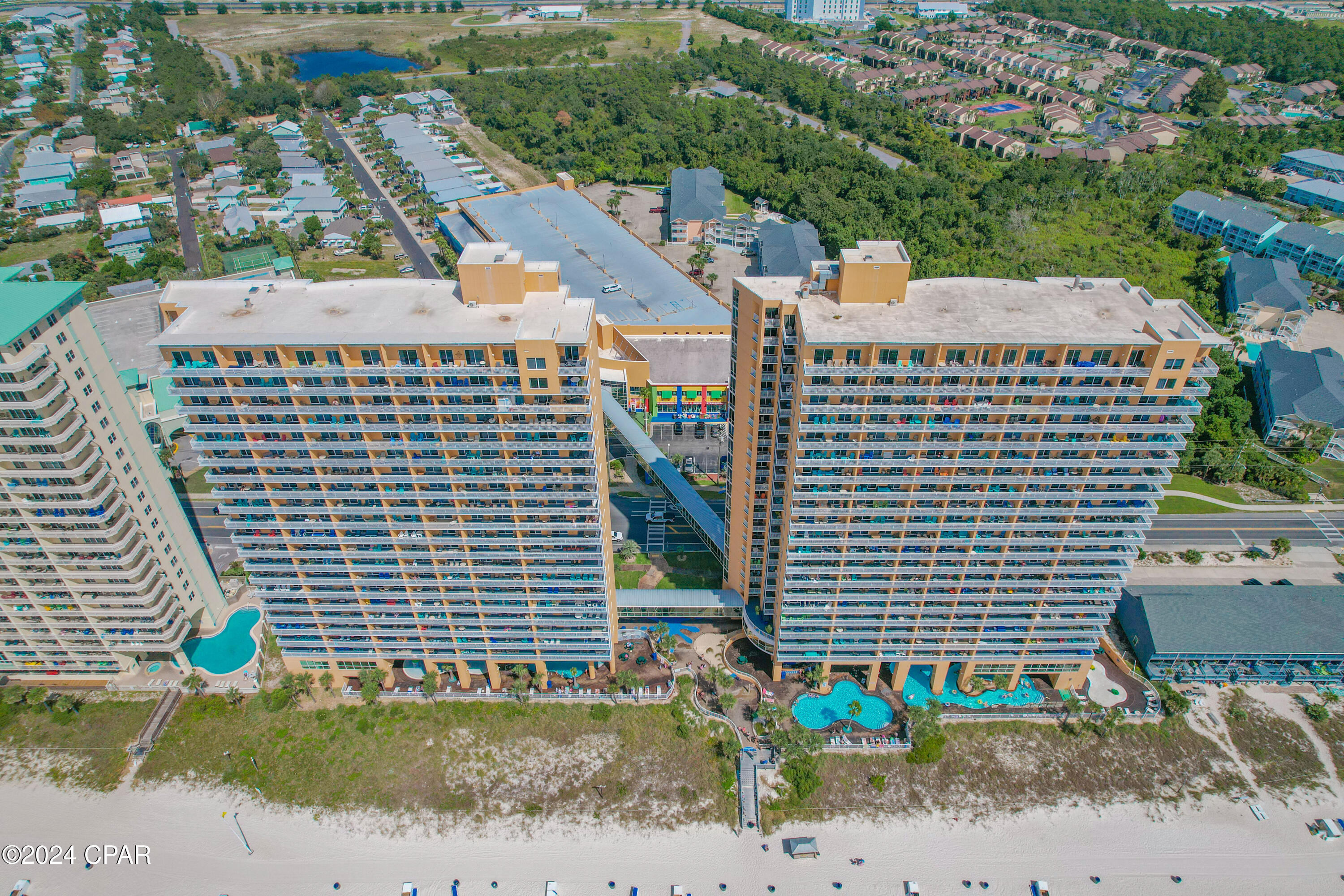 Splash Condo - Residential