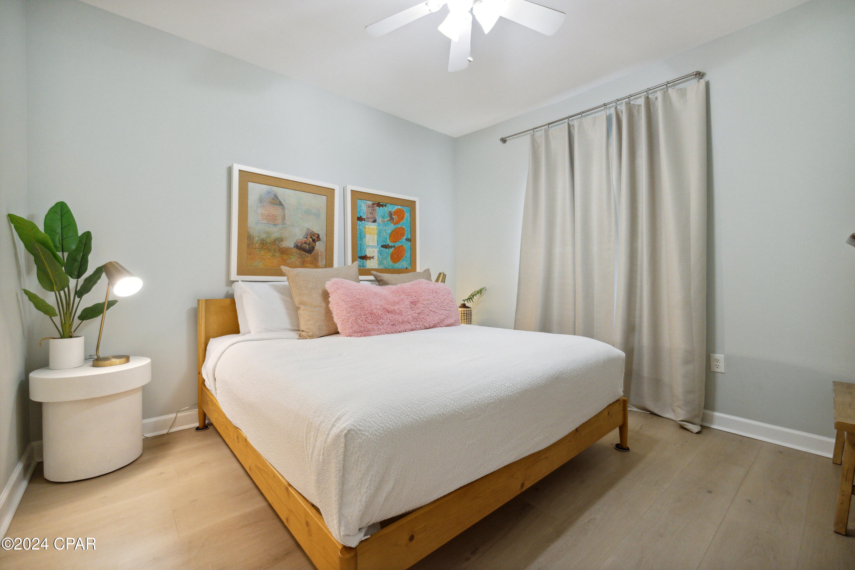 Splash Condo - Residential