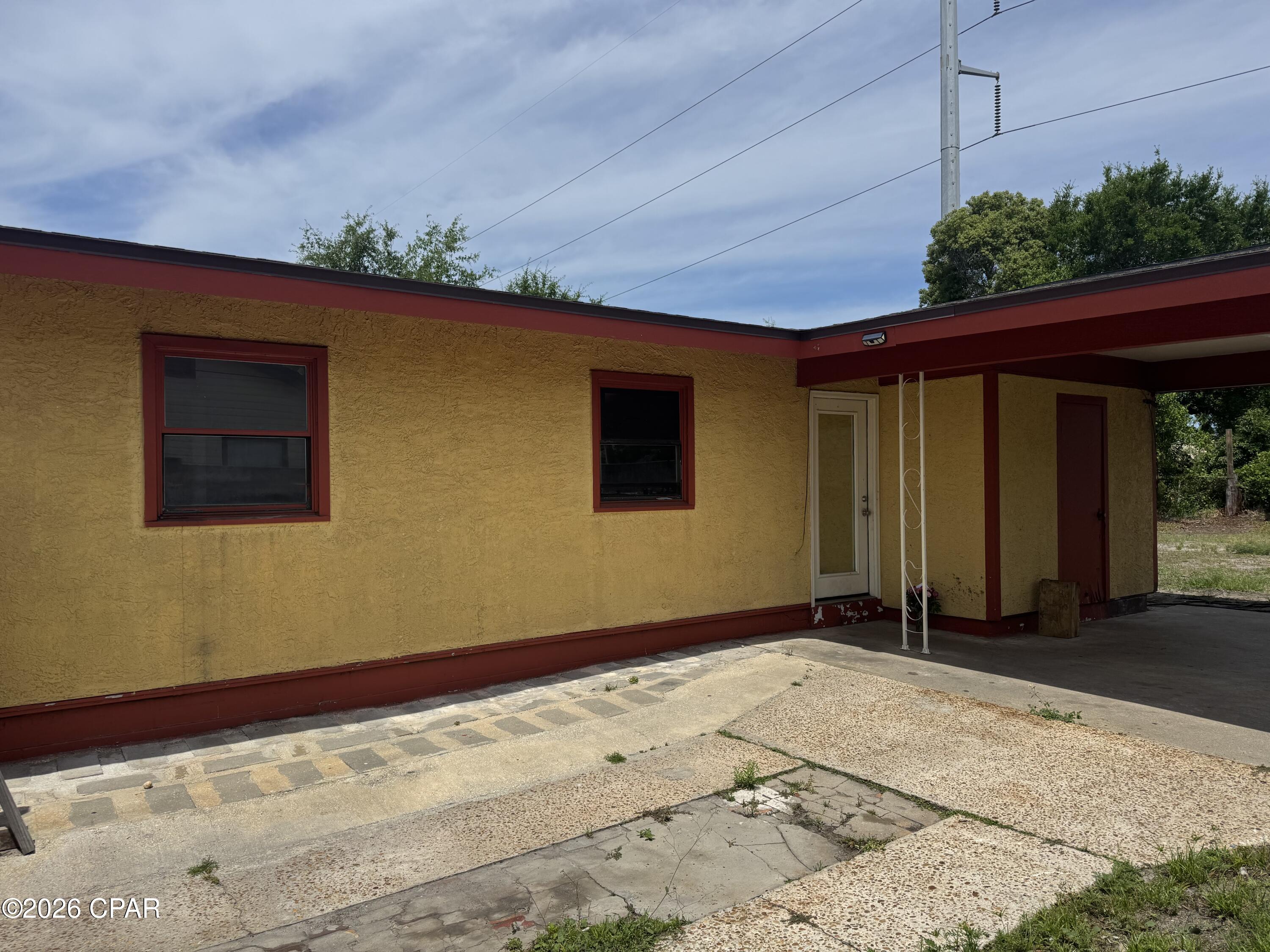 Hentz 1st Add Unit B - Residential