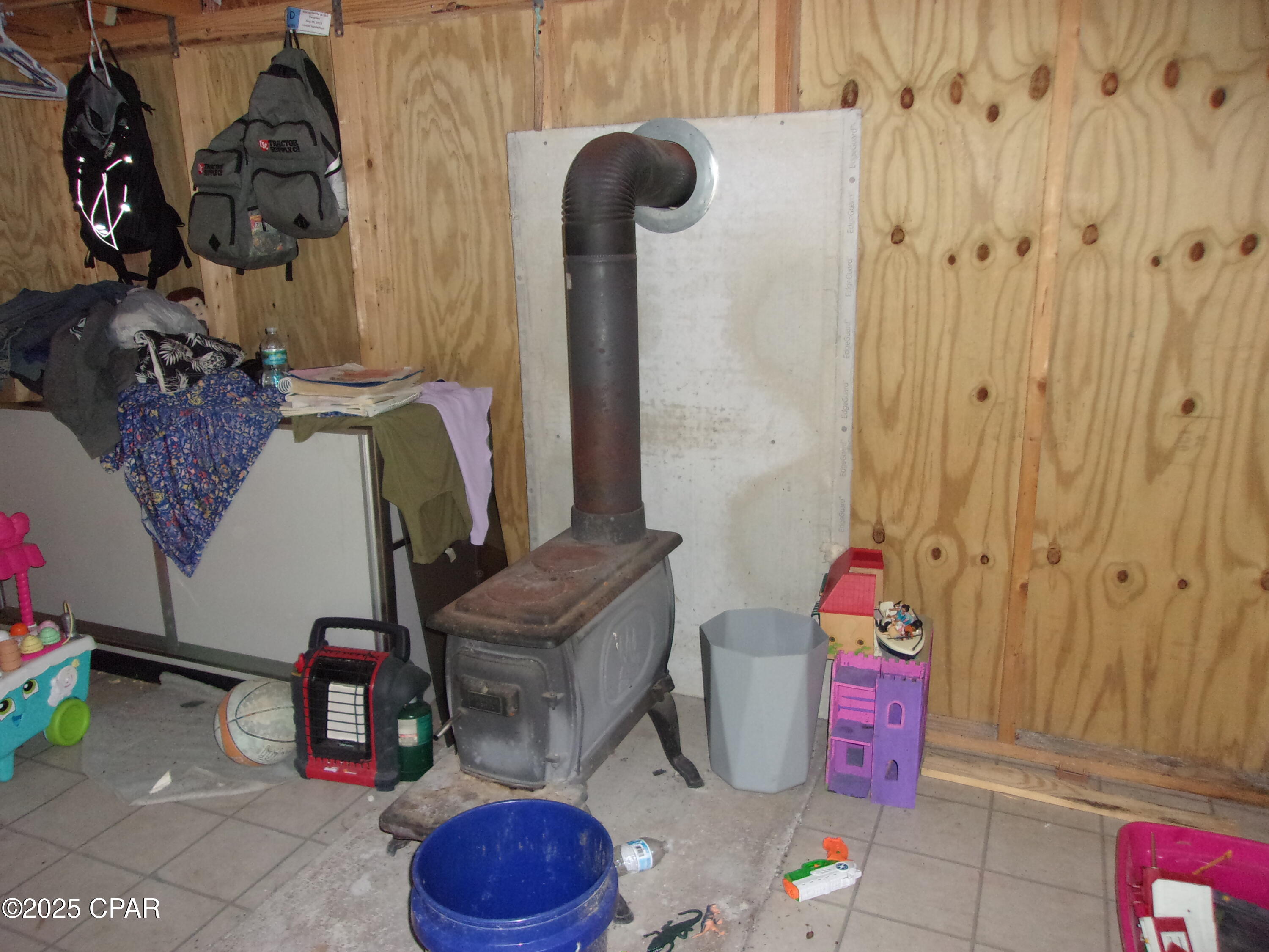 [No Recorded Subdiv] - Land