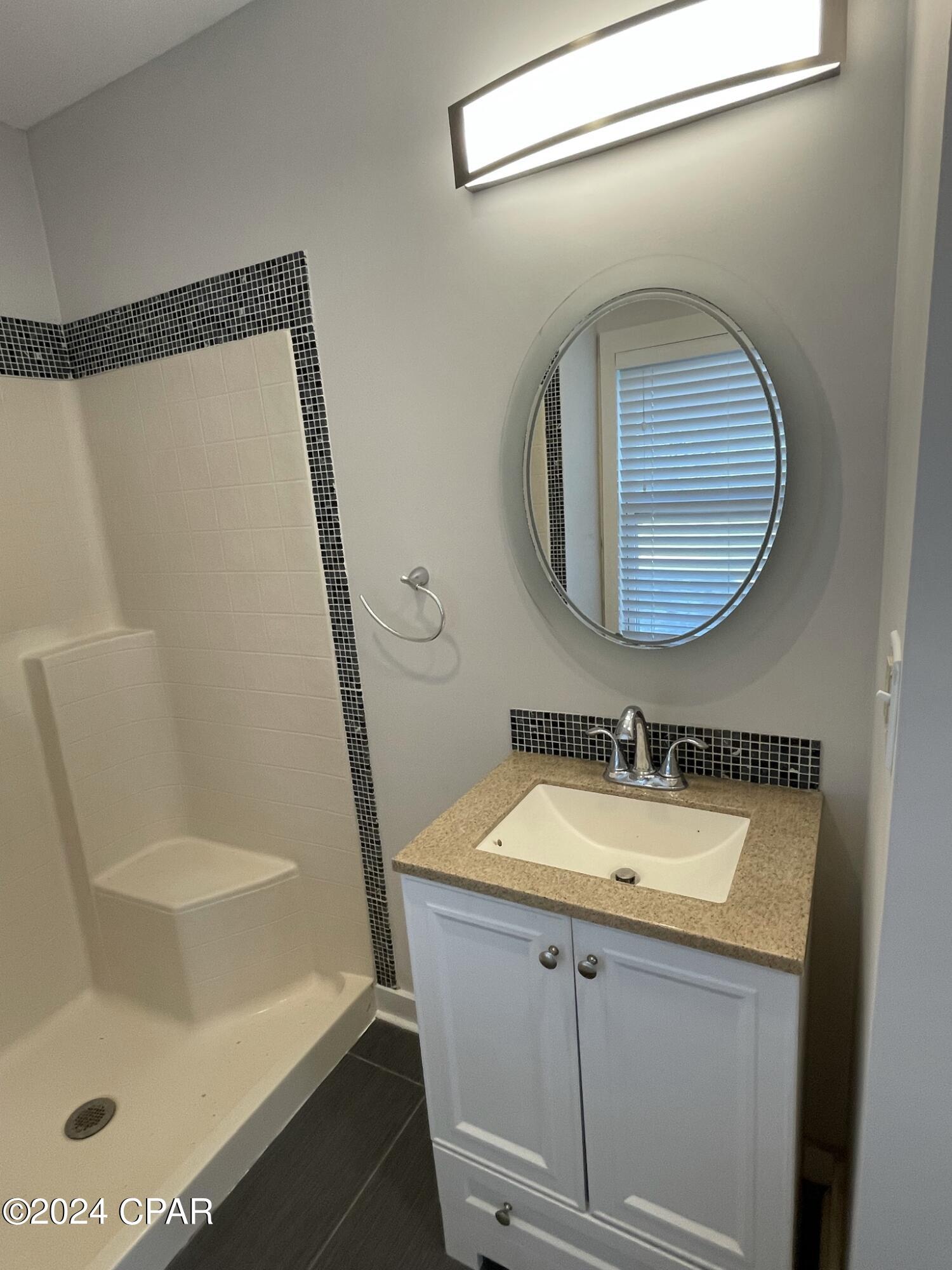 Bunkers Cove - Residential Lease