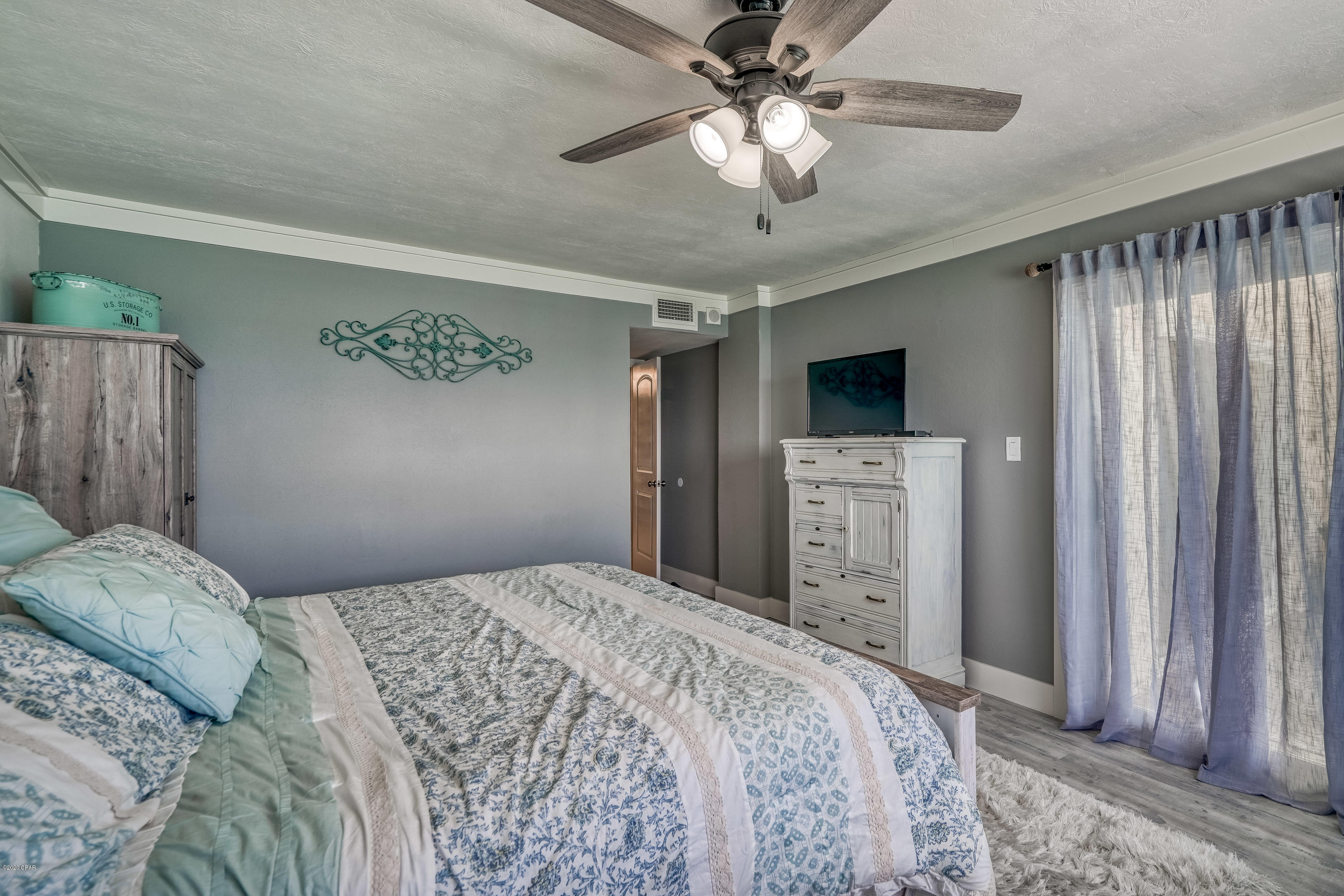 Regency Towers - Residential