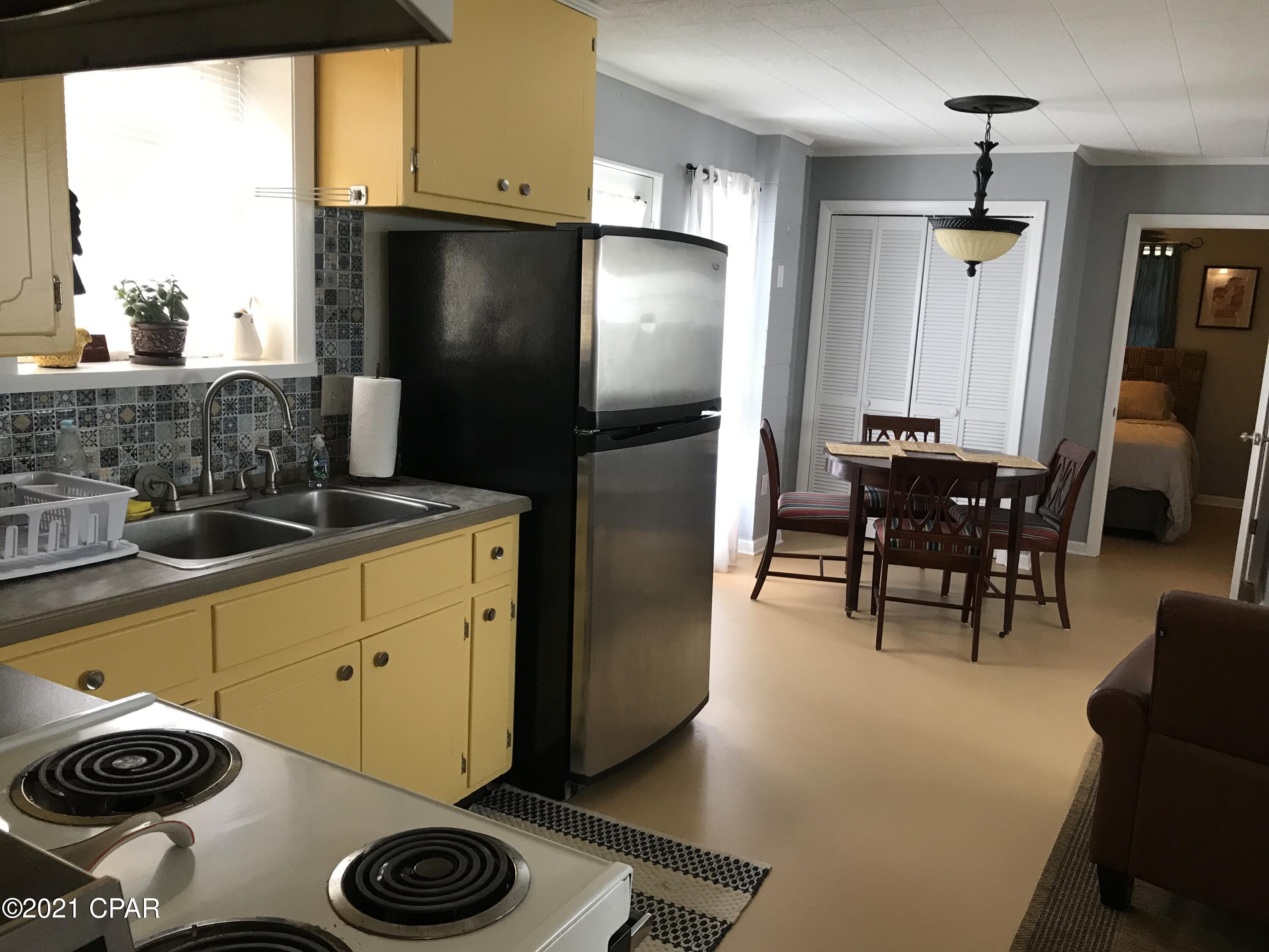 [No Recorded Subdiv] - Residential Lease