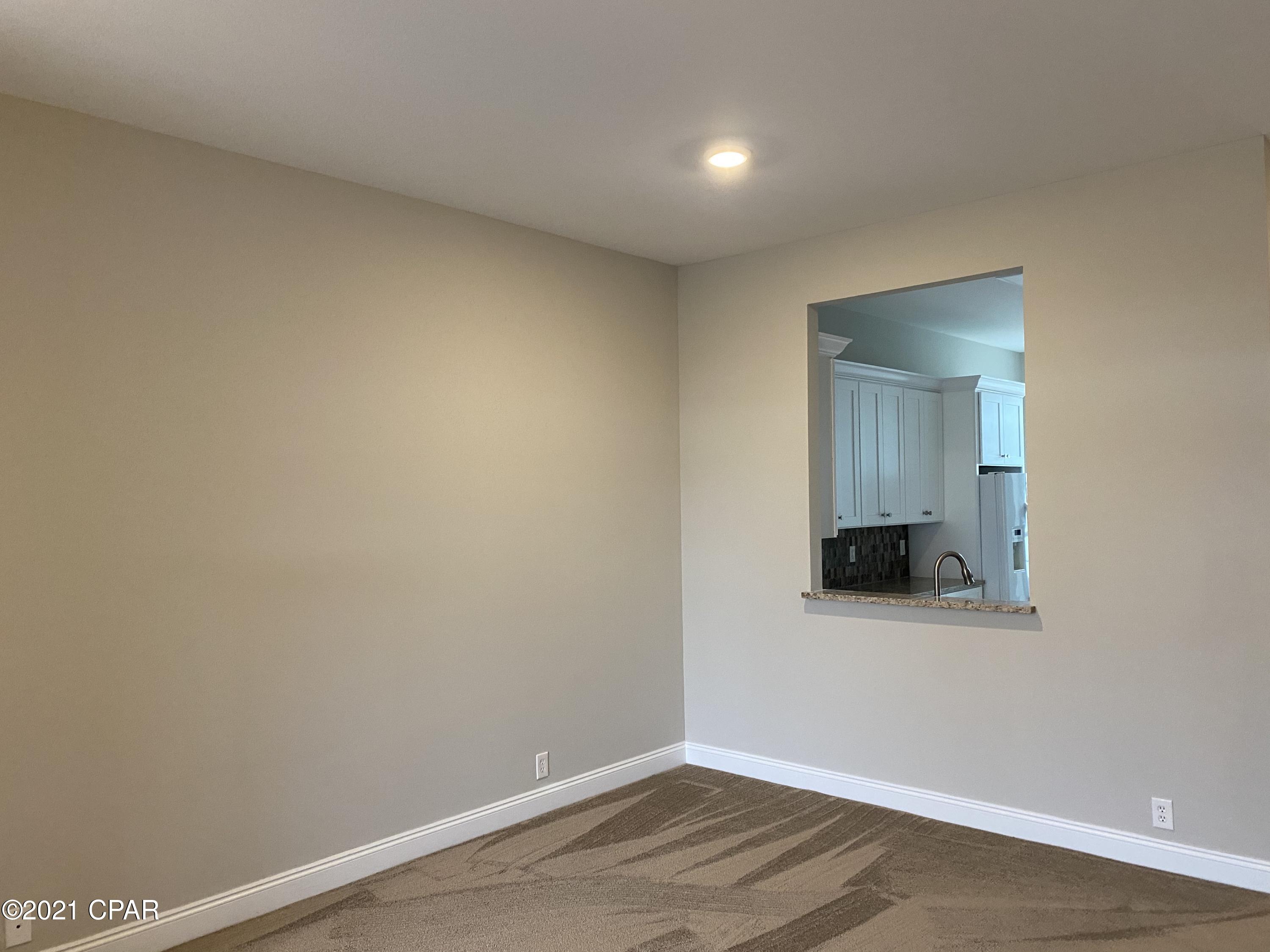 Tropical Bay - Residential