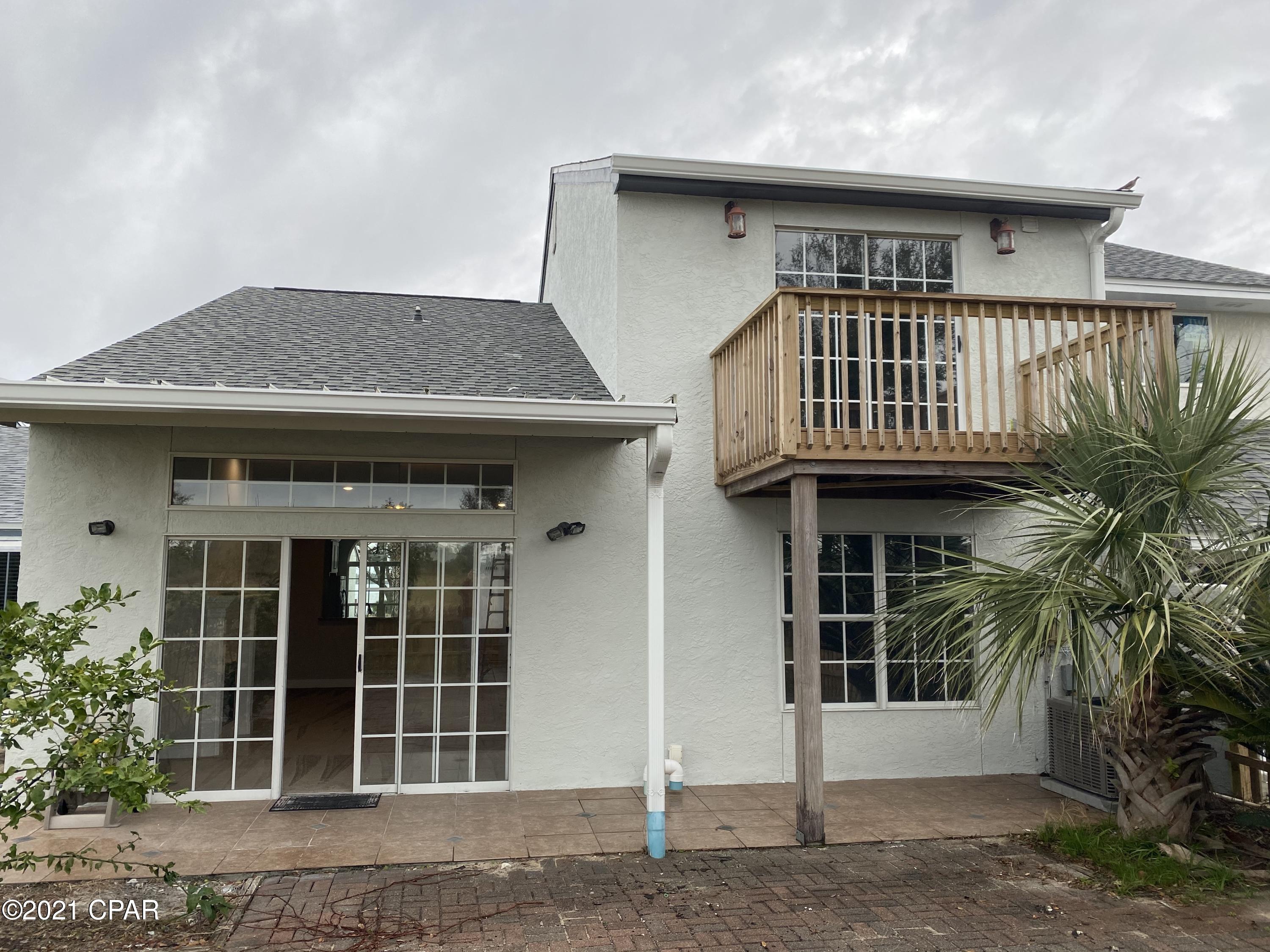 Tropical Bay - Residential