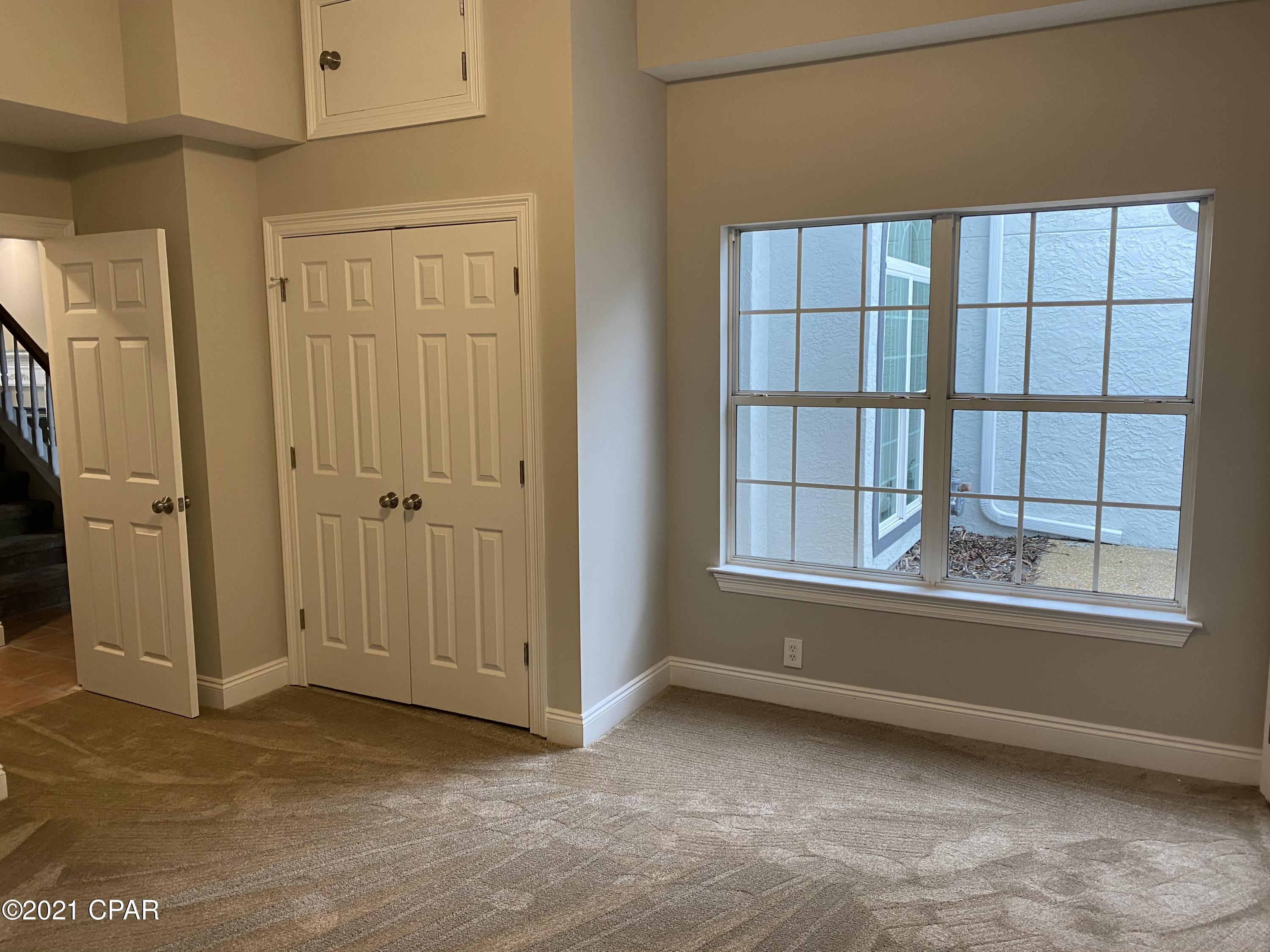 Tropical Bay - Residential