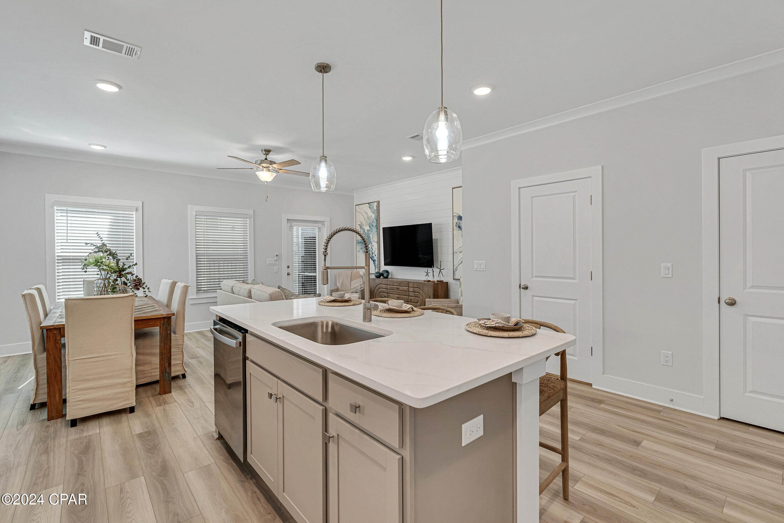 Colonial Landing - Residential