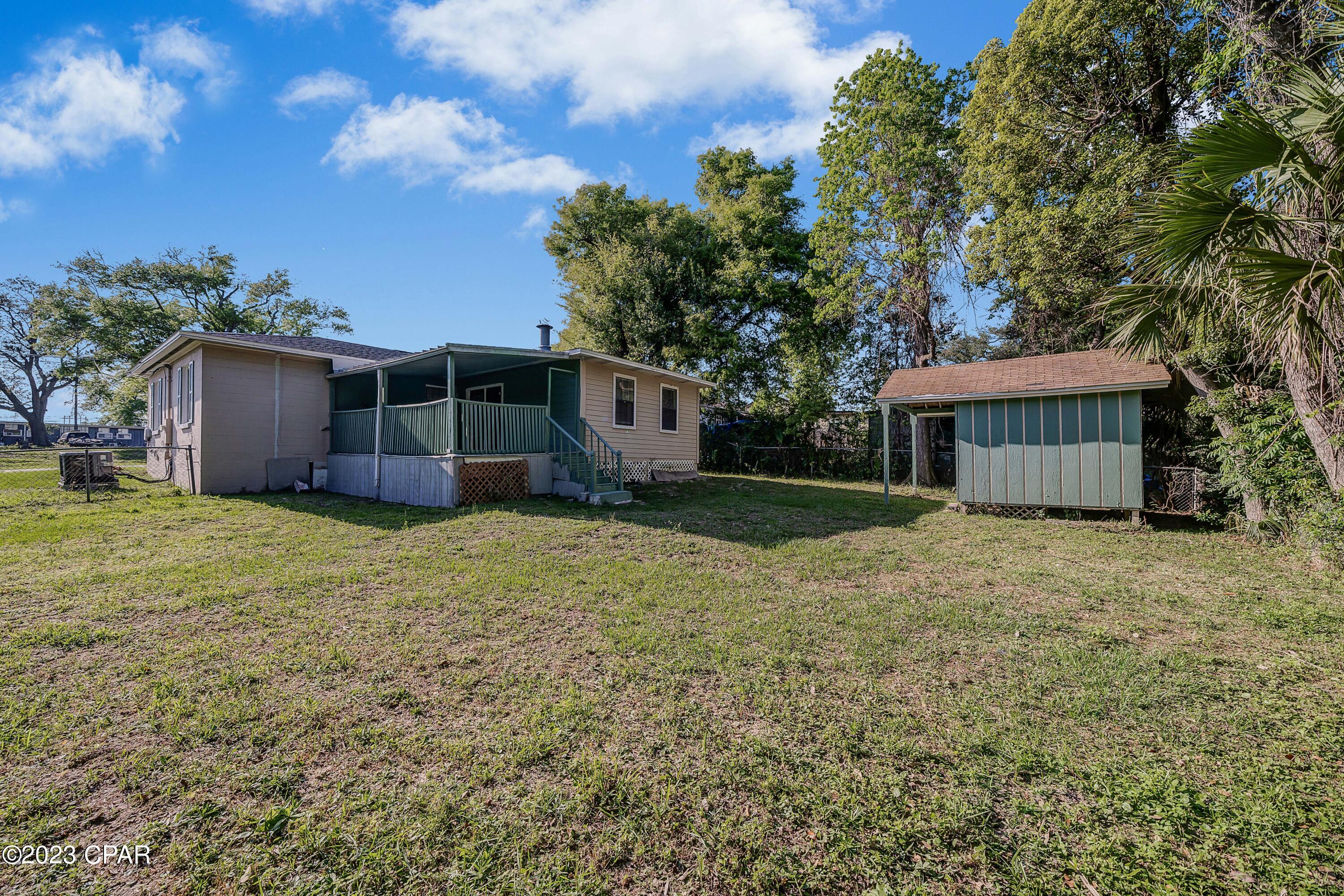 Sunnyland Heights - Residential