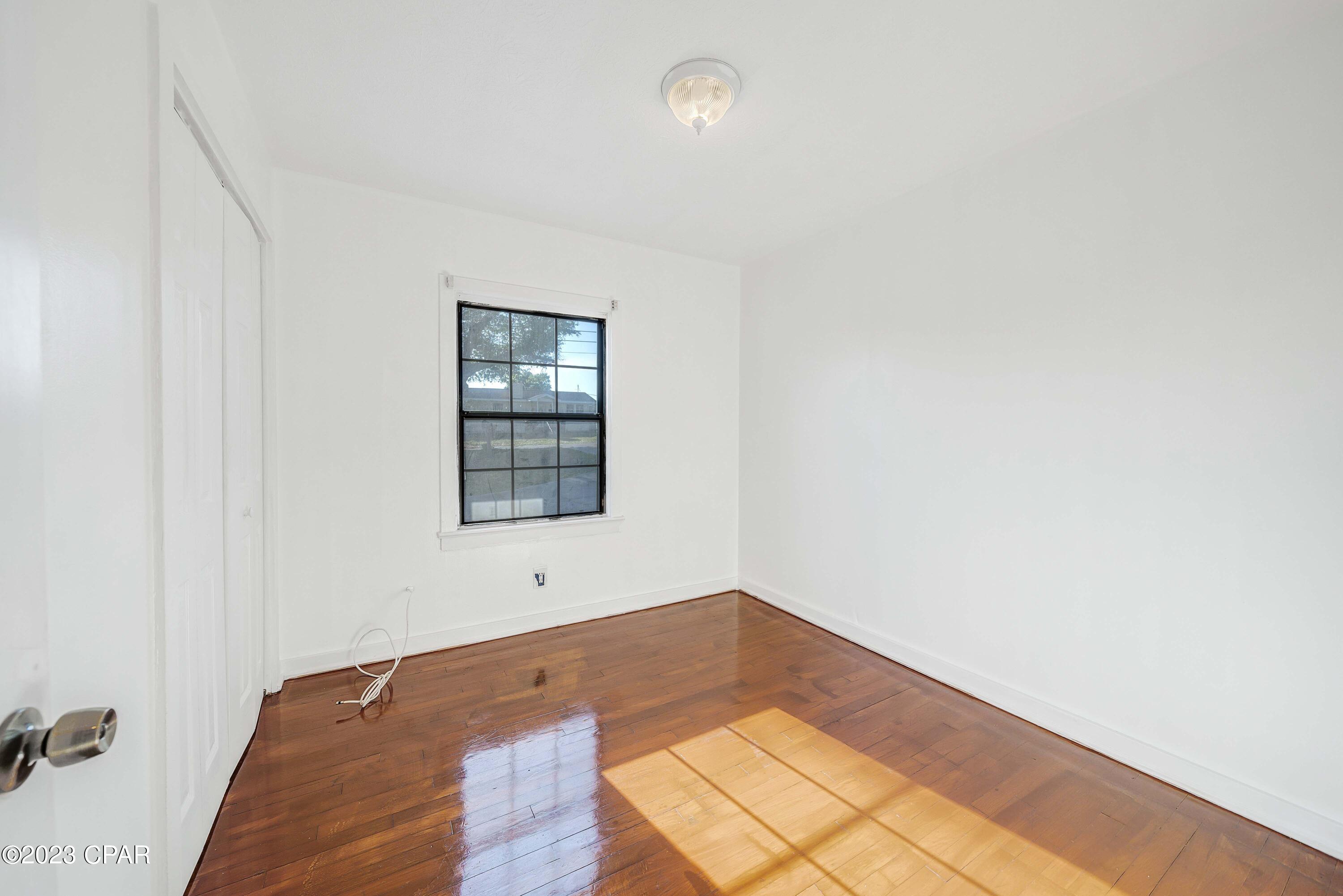 Sunnyland Heights - Residential