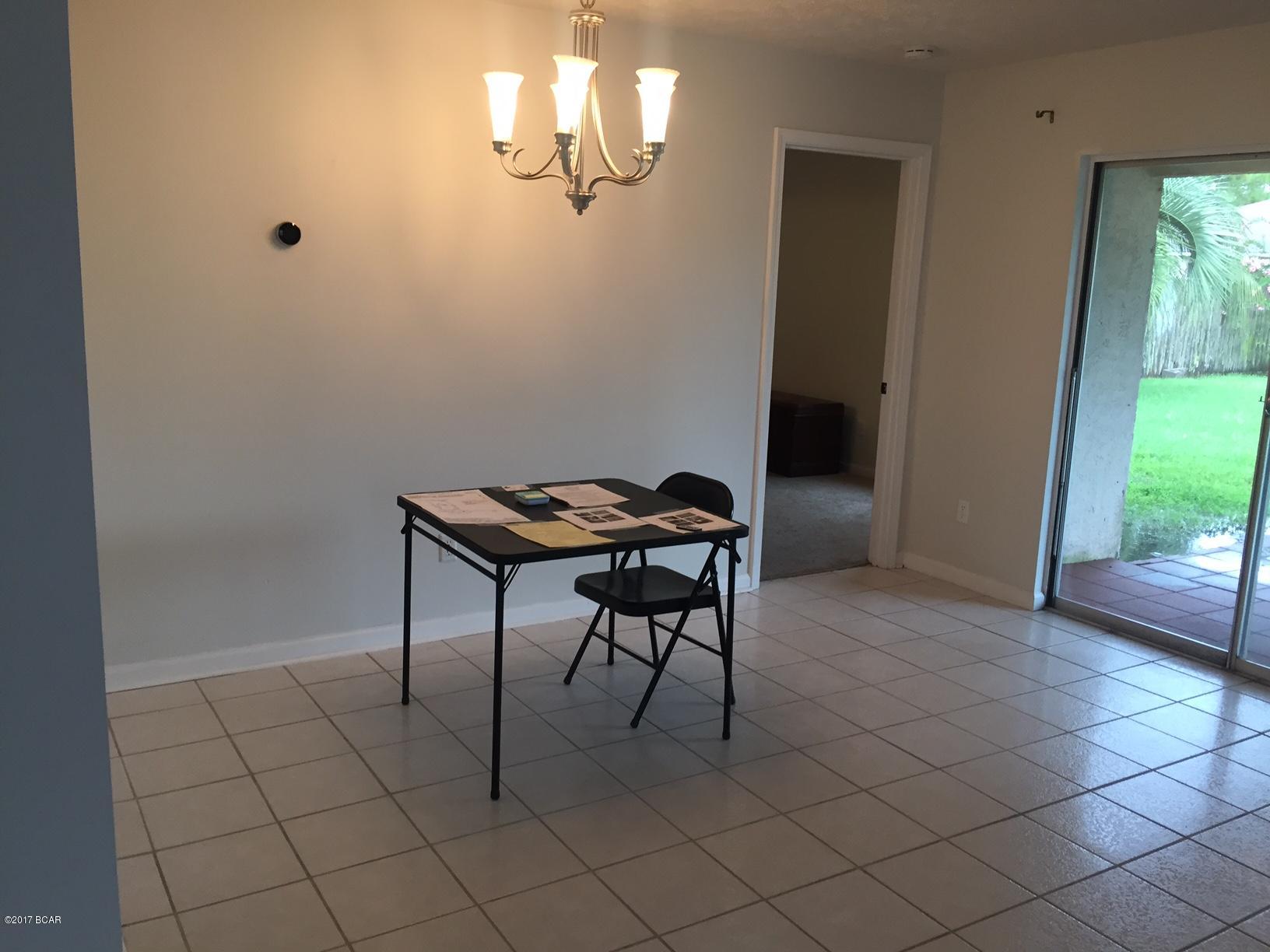 Pine Tree Place Unit 1 - Residential