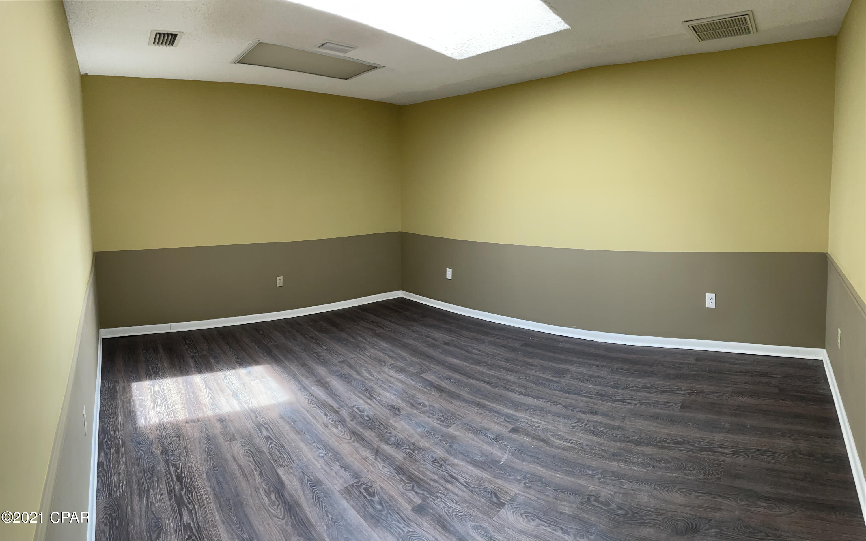 El Centro Beach - Commercial Sale