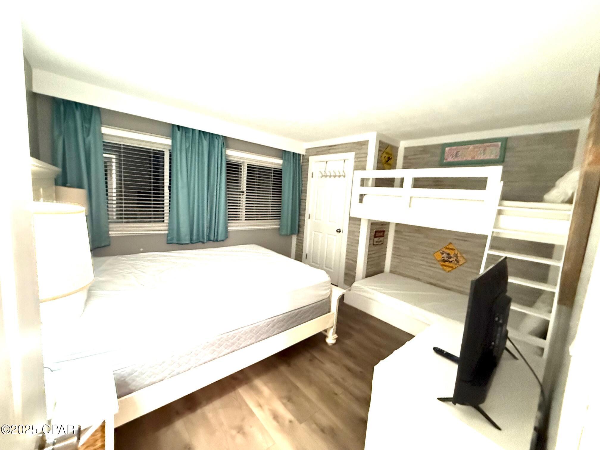 Pinnacle Port - Residential Lease