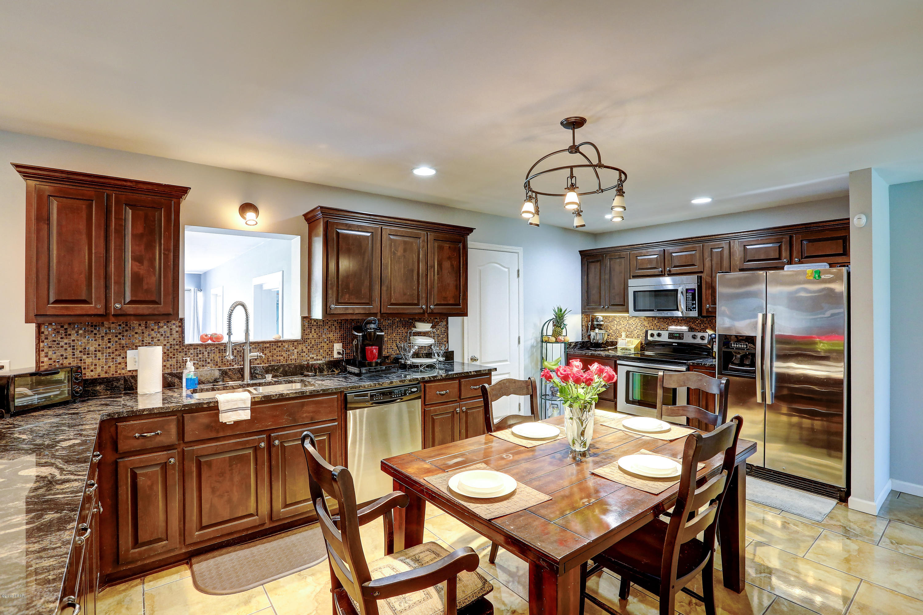 Country Club Gardens - Residential