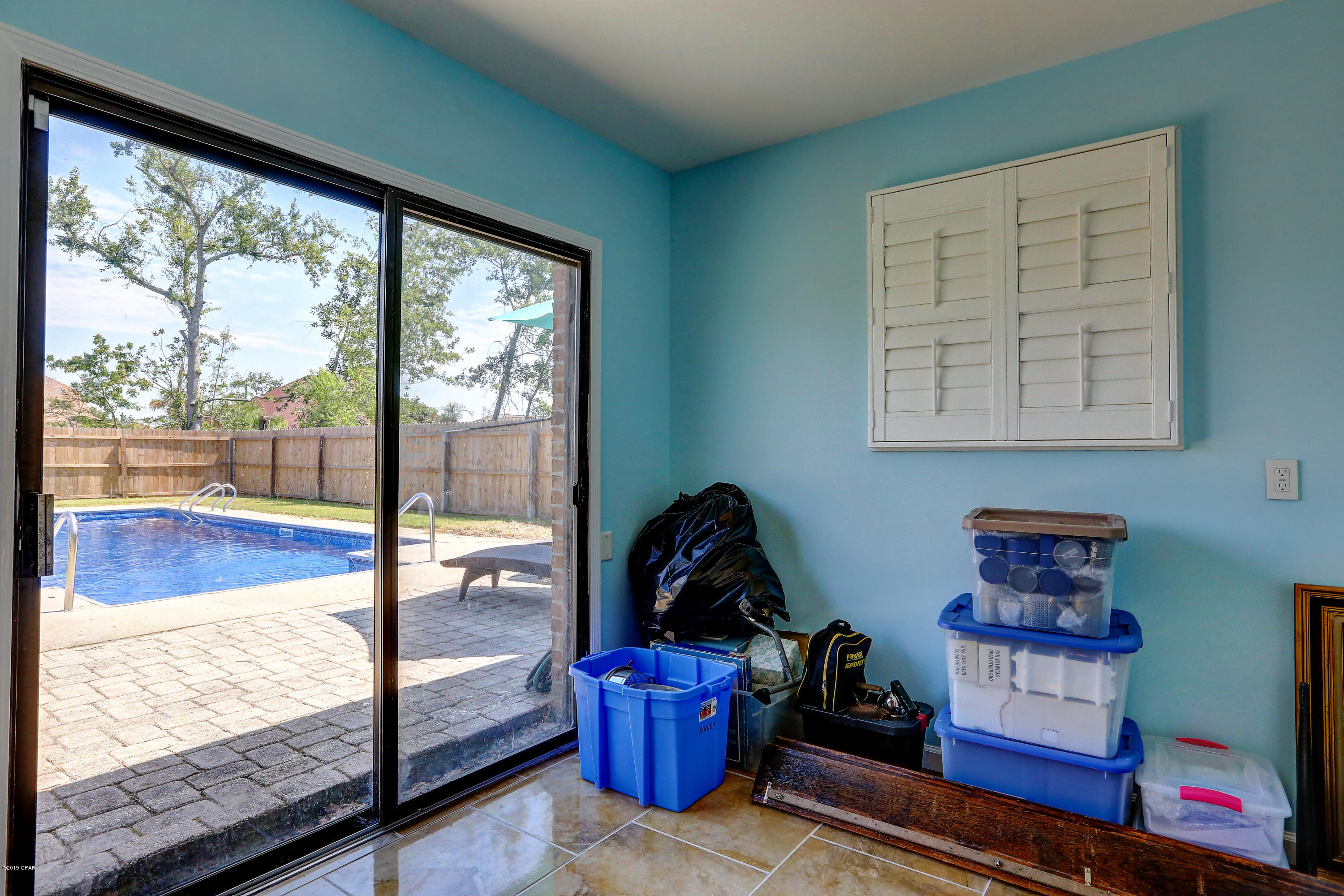 Country Club Gardens - Residential