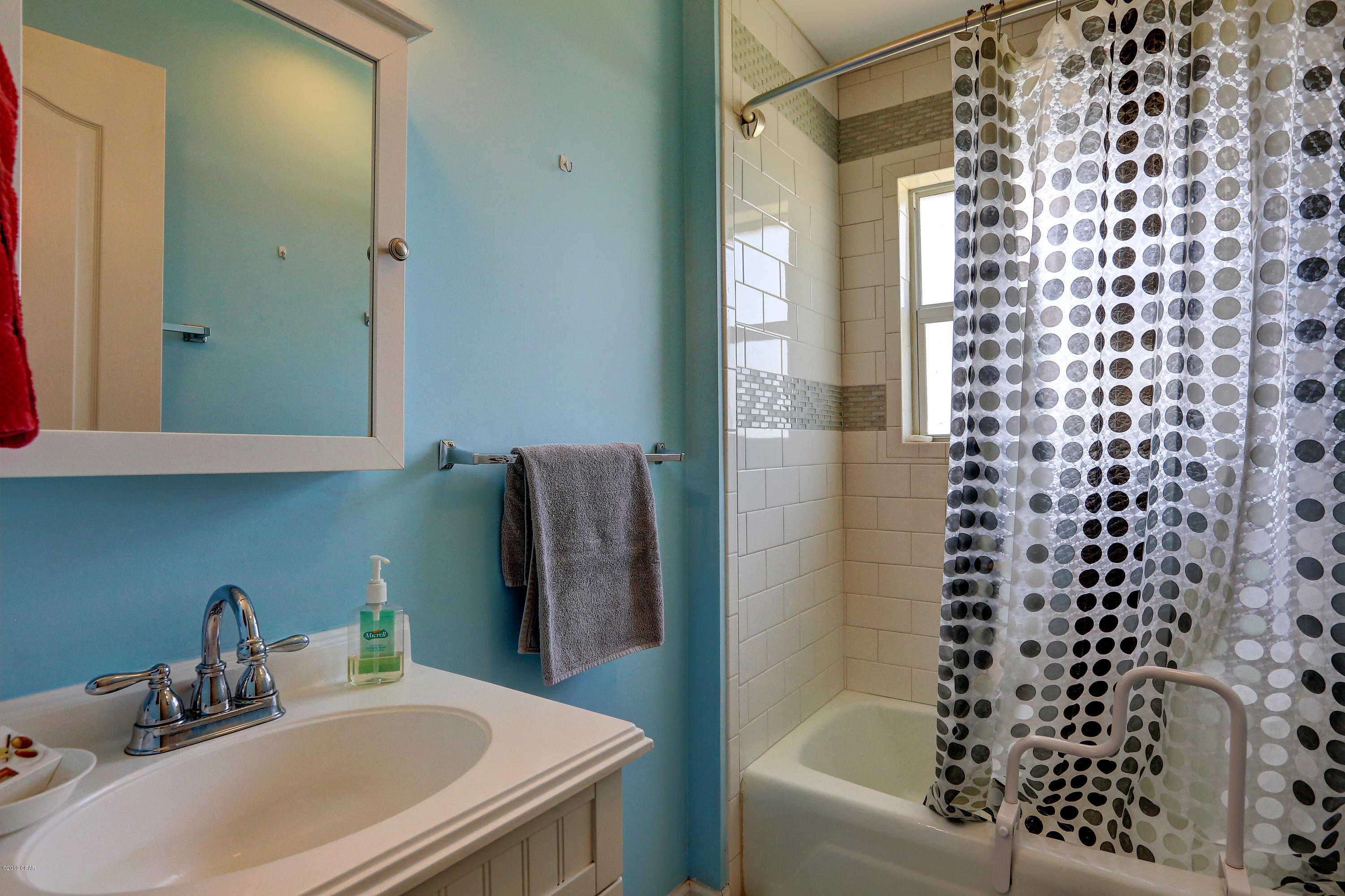 Country Club Gardens - Residential