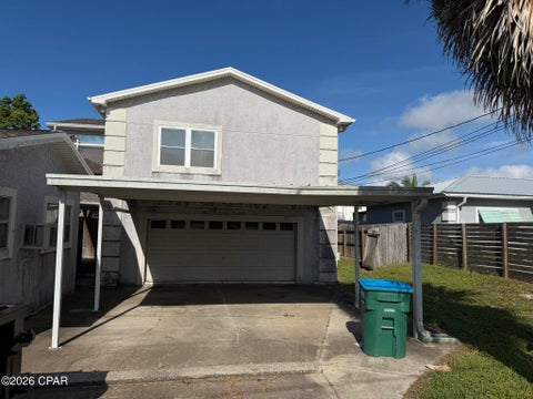 Featured picture for the property 796030