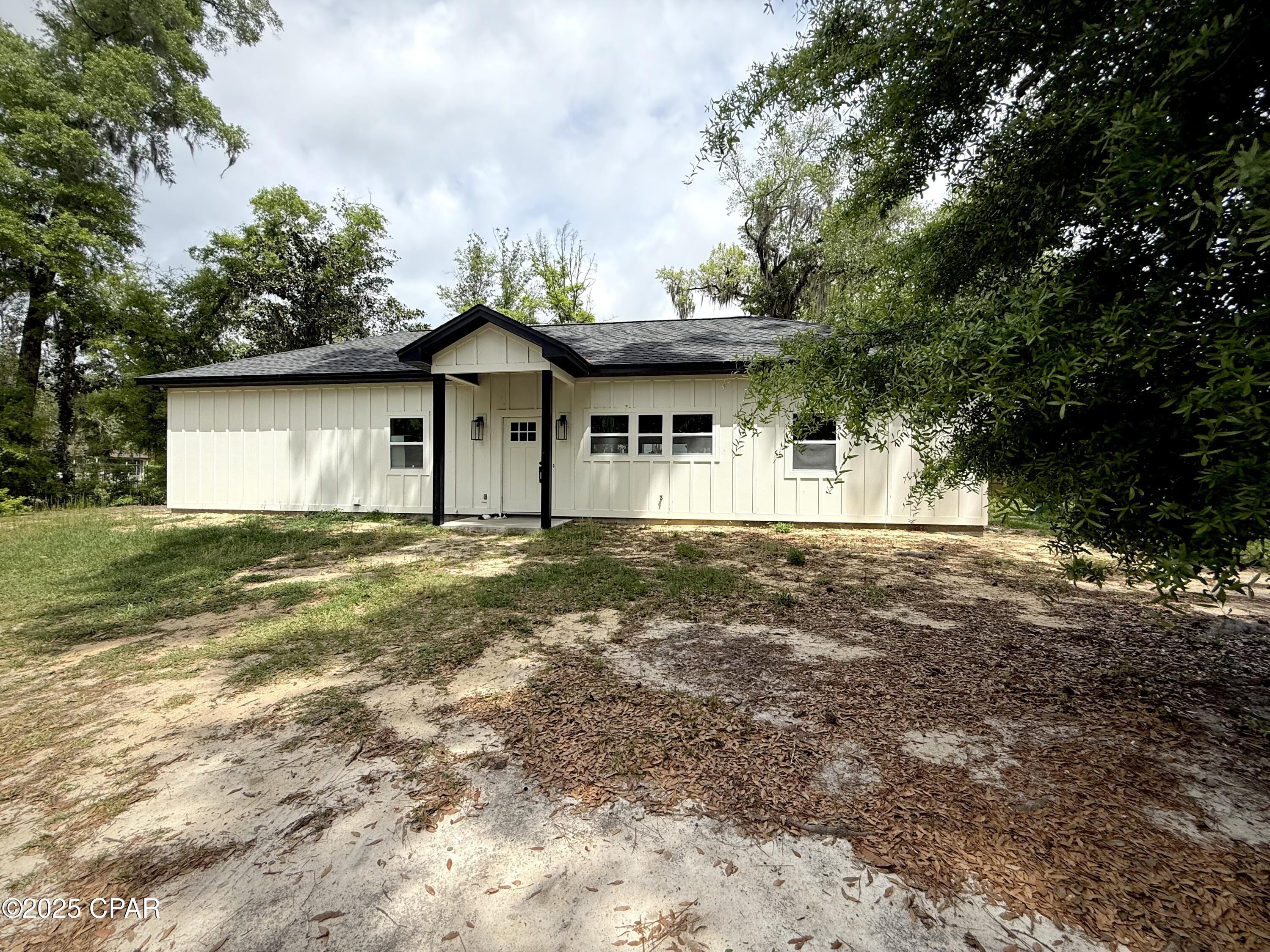 Paradise Lakes - Residential