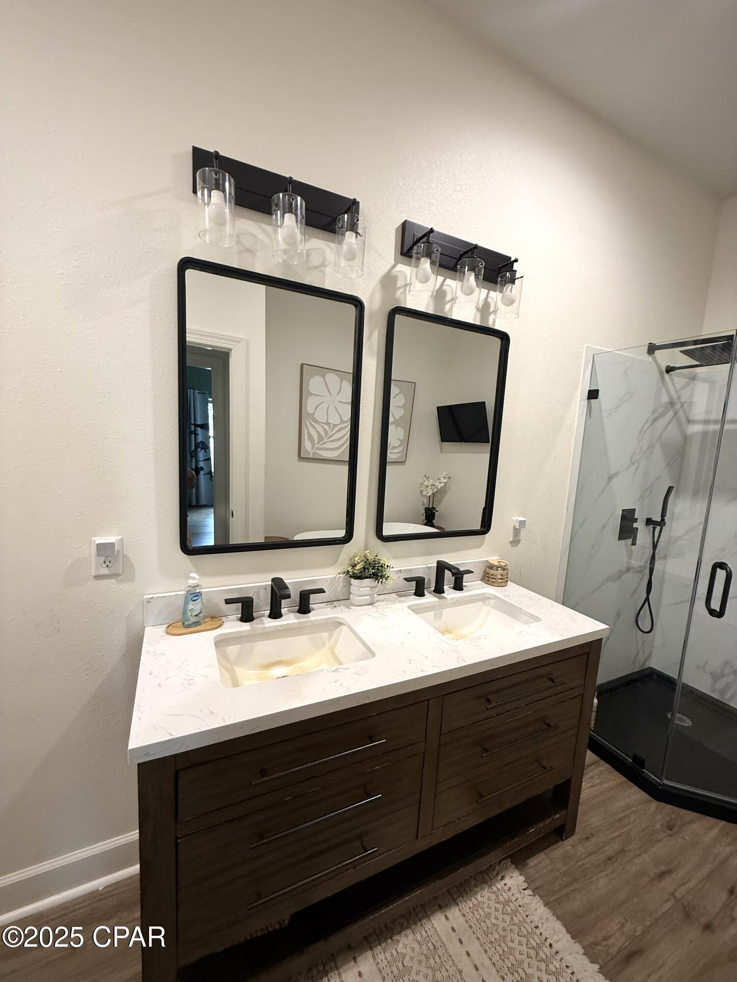 Paradise Lakes - Residential