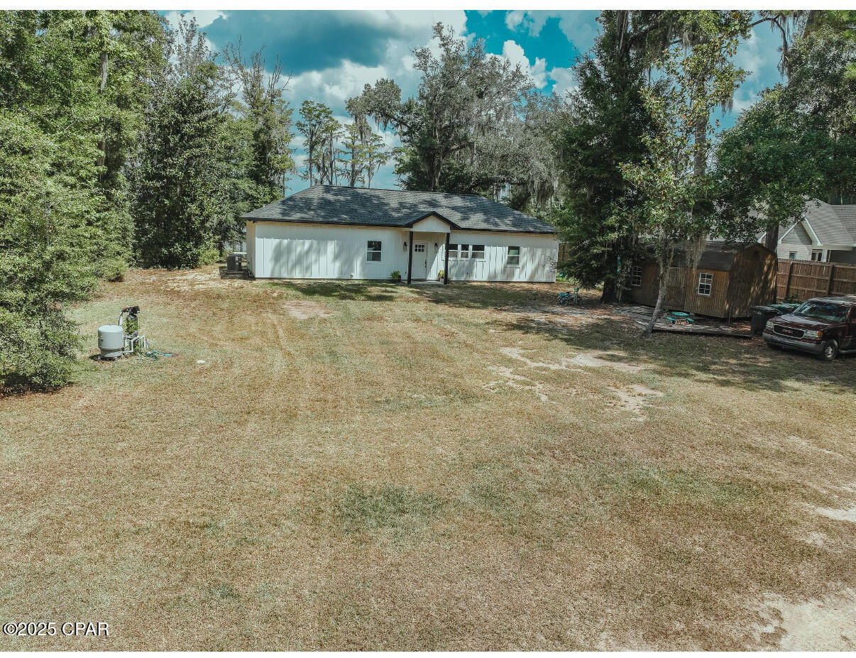 Paradise Lakes - Residential