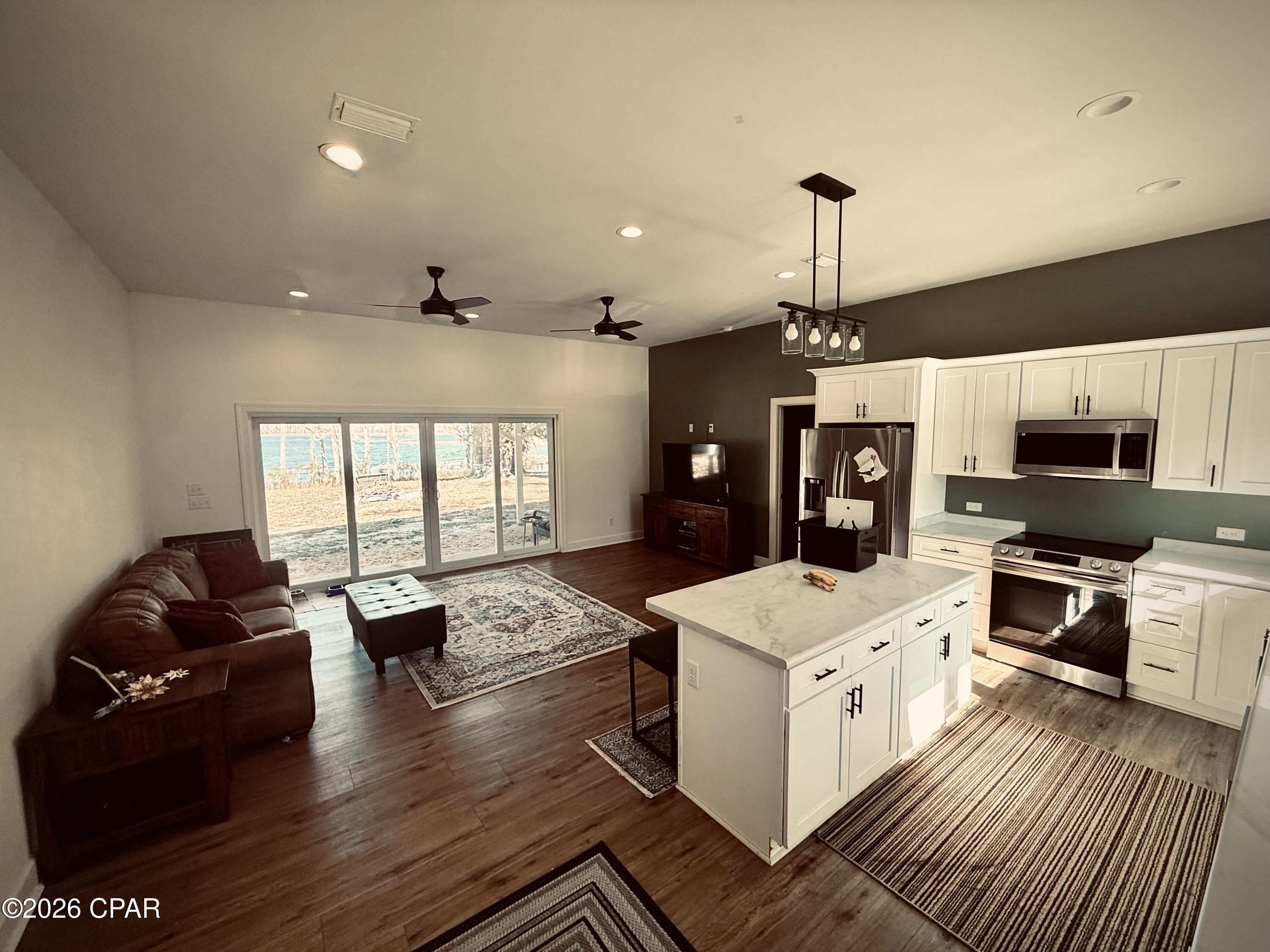 Paradise Lakes - Residential