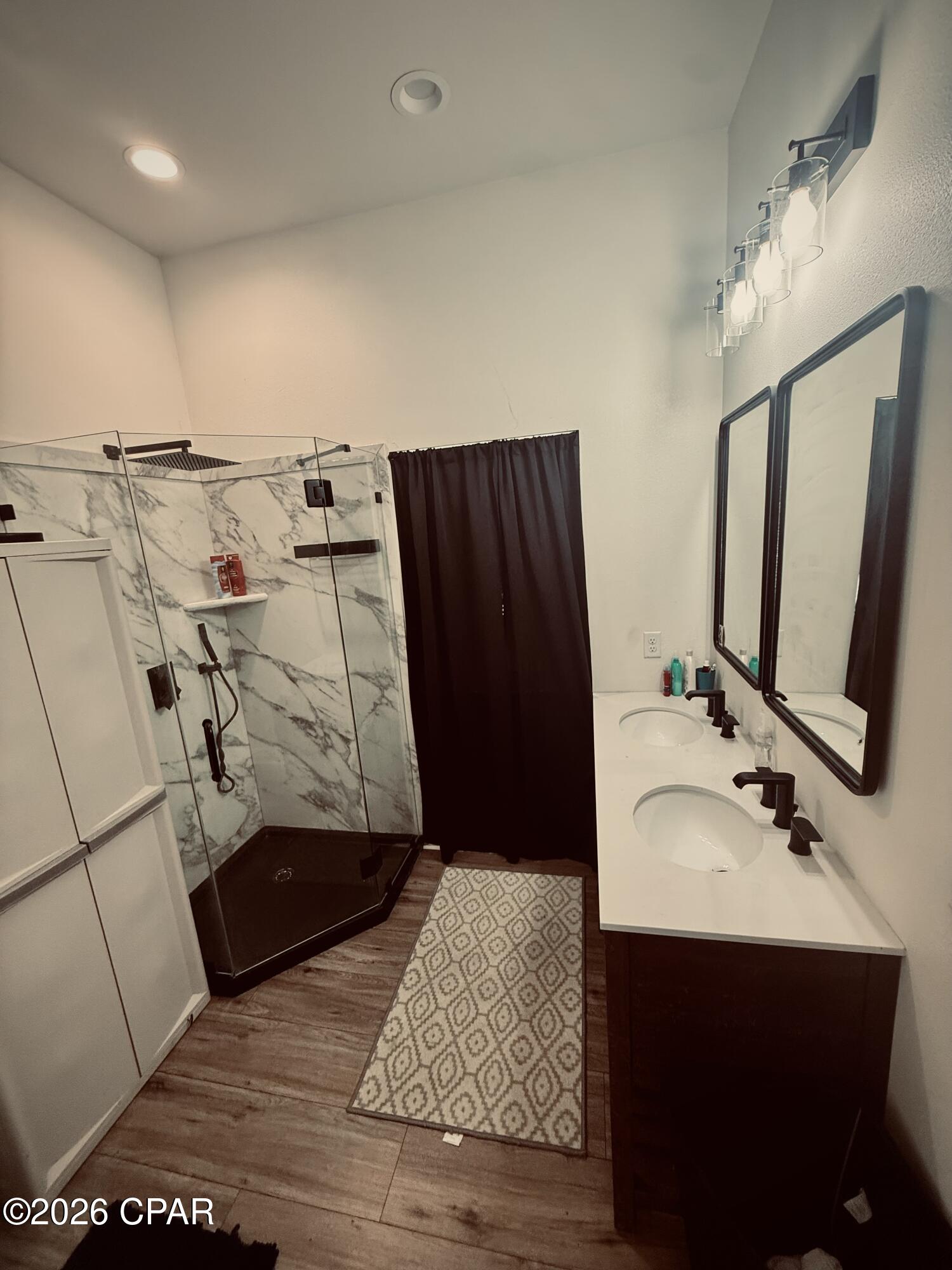 Paradise Lakes - Residential