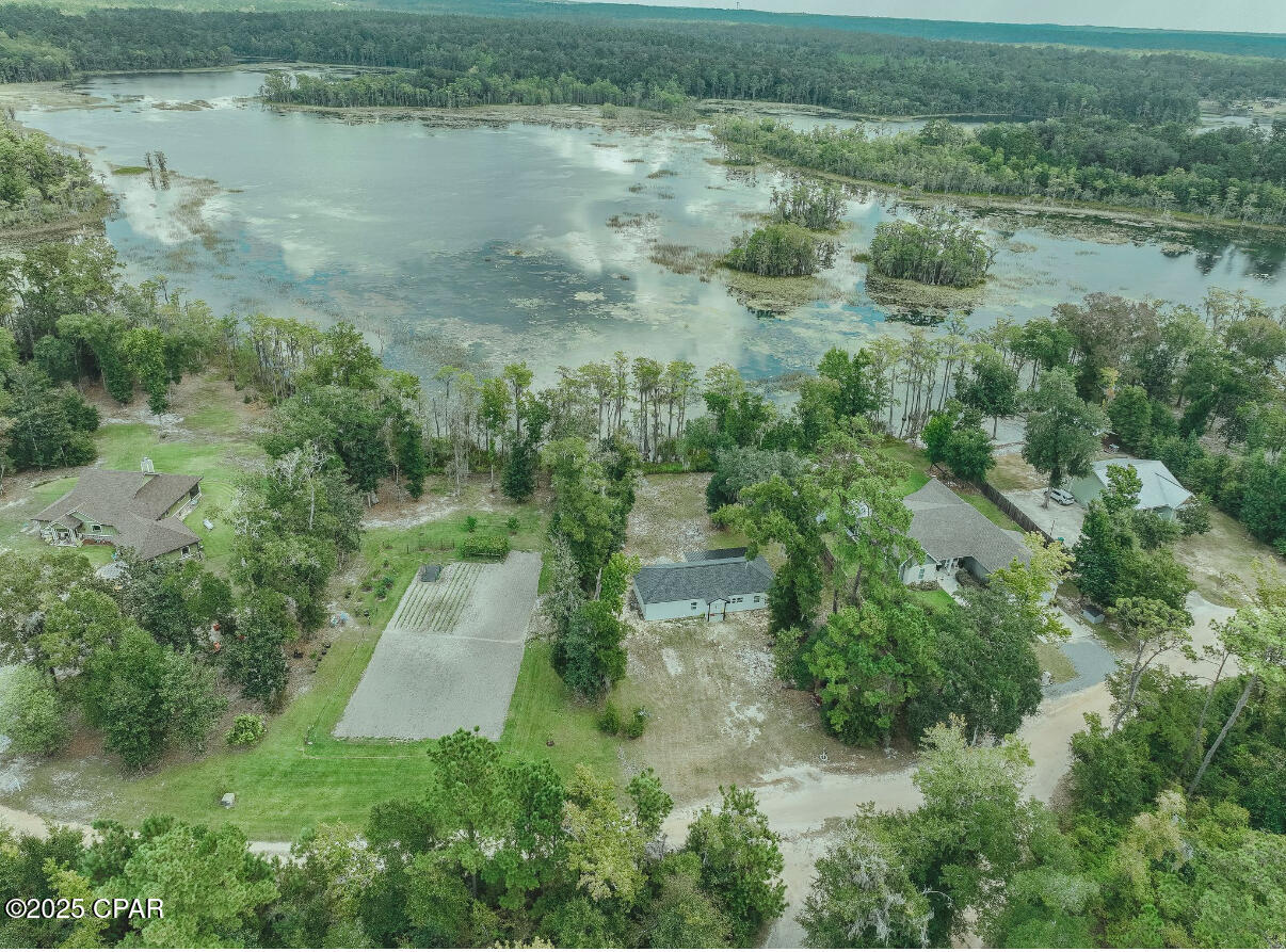 Paradise Lakes - Residential