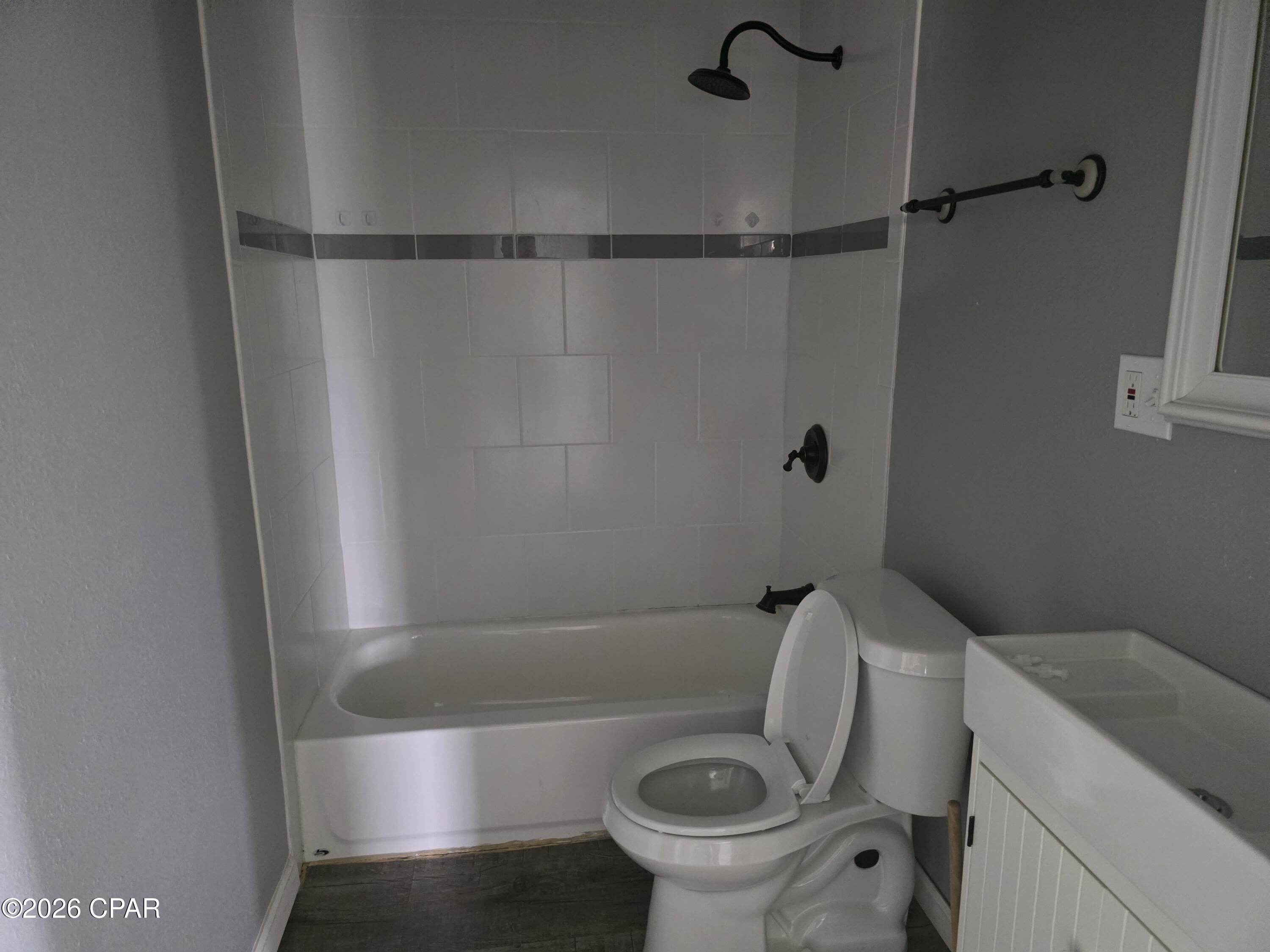 Pinewood Grove Unit 2 - Residential