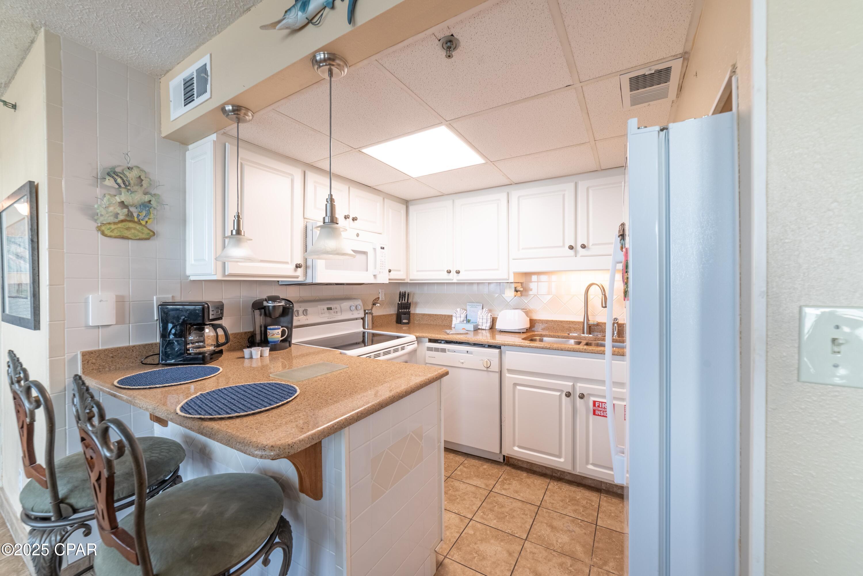 Sunbird Condo - Residential