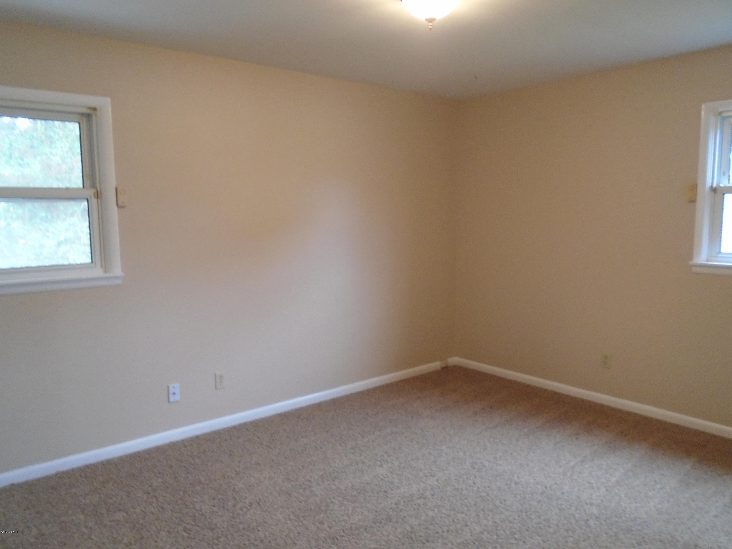 Forest Park 4th Add - Residential Lease