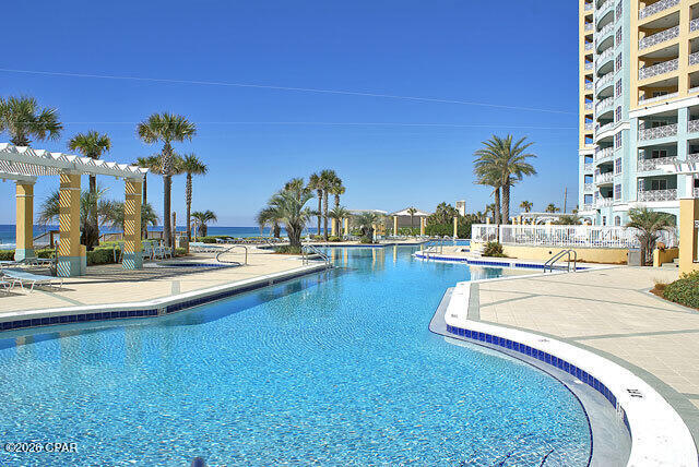 En Soleil Condo - Residential