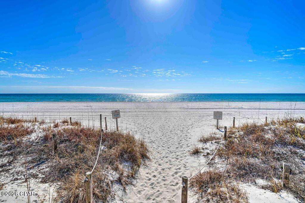 En Soleil Condo - Residential