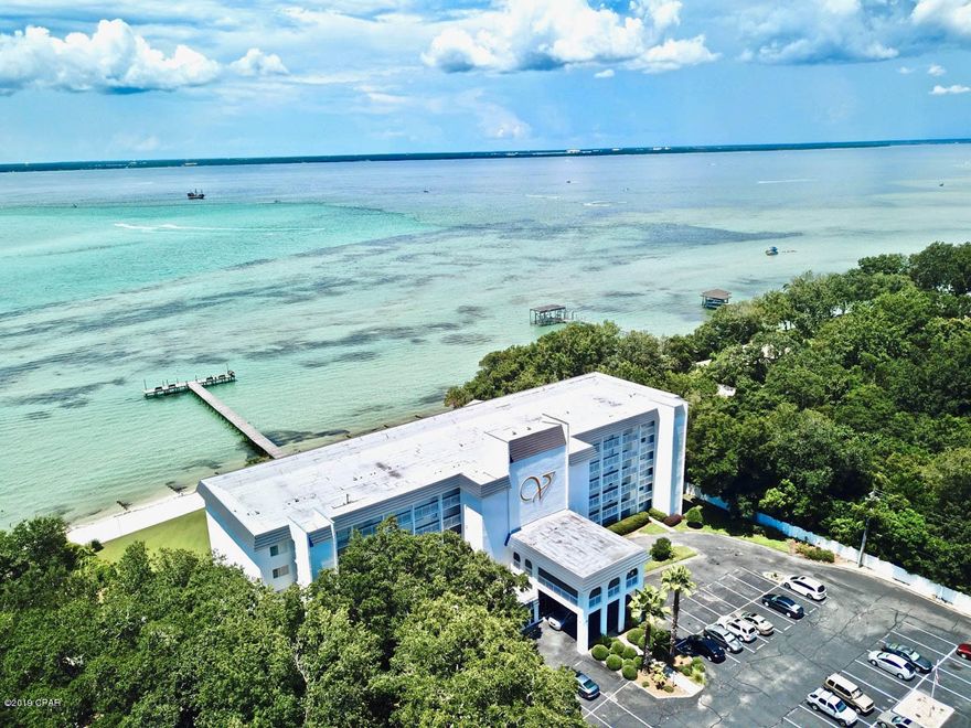 'CURRENTLY UNDER CONTRACT, SELLER ACCEPTING BACKUP OFFERS'Welcome to Valencia! One of the most sought out and established condominiums located in the heart of Destin. Within walking distance to Harbor Walk, great dining, a short drive to the outlet malls, the white sandy beaches and one of a kind views of Crab Island! Sprawling entertaining spaces flow throughout this beautiful 2 bedroom, 2 full size bath penthouse. With over 1,200 square feet of comfortable living space, you'll enjoy this perfect setting for relaxing and entertaining. Enjoy the breathtaking sunsets over the emerald waters from your private 6th floor balcony. The remodeled kitchen is certain to bring out your inner chef with elegant cabinetry, granite countertops, stainless steel appliances, and sink. Other highlights include an updated master bathroom with granite countertops, resurfaced ceilings, new paint throughout from 2018, and a new AC from 2016.
Escape to your spacious master suite where you can wake up to bay views and a private access to the balcony. The perfectly manicured common grounds include a large grass area, private beach, clubhouse, pool, tennis courts and a private dock perfect for relaxing or temporarily docking your boat after a day on the water. Spend time with the family paddle boarding, snorkeling, kayaking or taking a short walk to Harbor Walk to watch the boats unload, shops, charters, dining and nightly entertainment. Your paradise awaits! Don't hesitate to schedule your showing today!