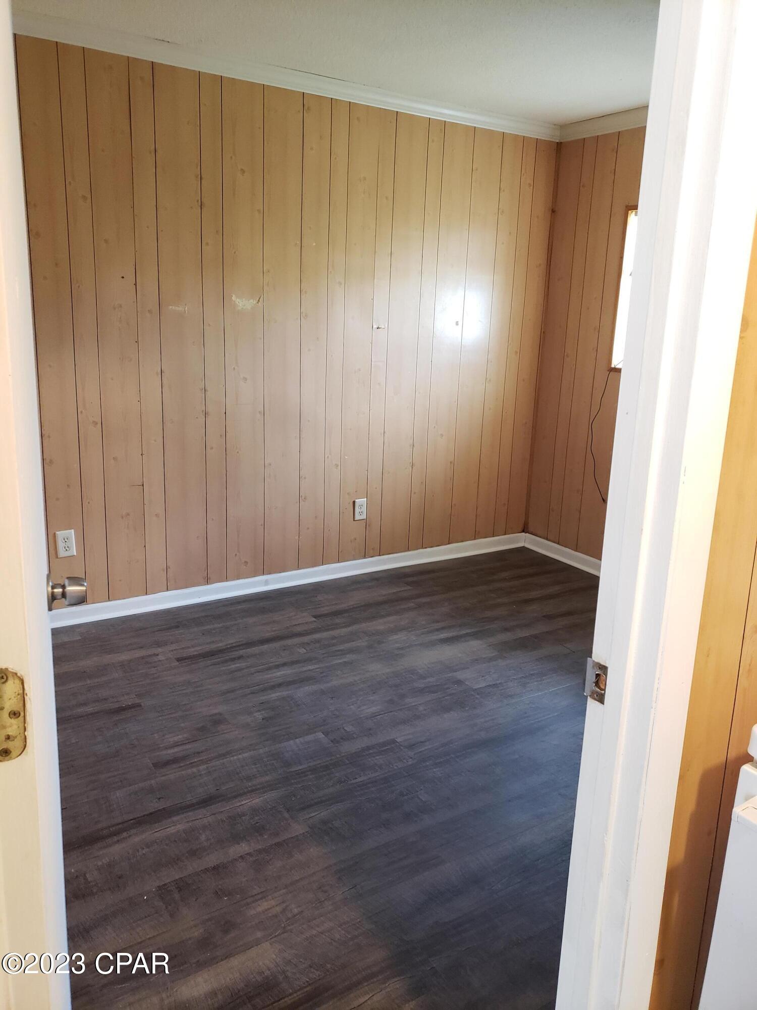 [No Recorded Subdiv] - Residential Lease