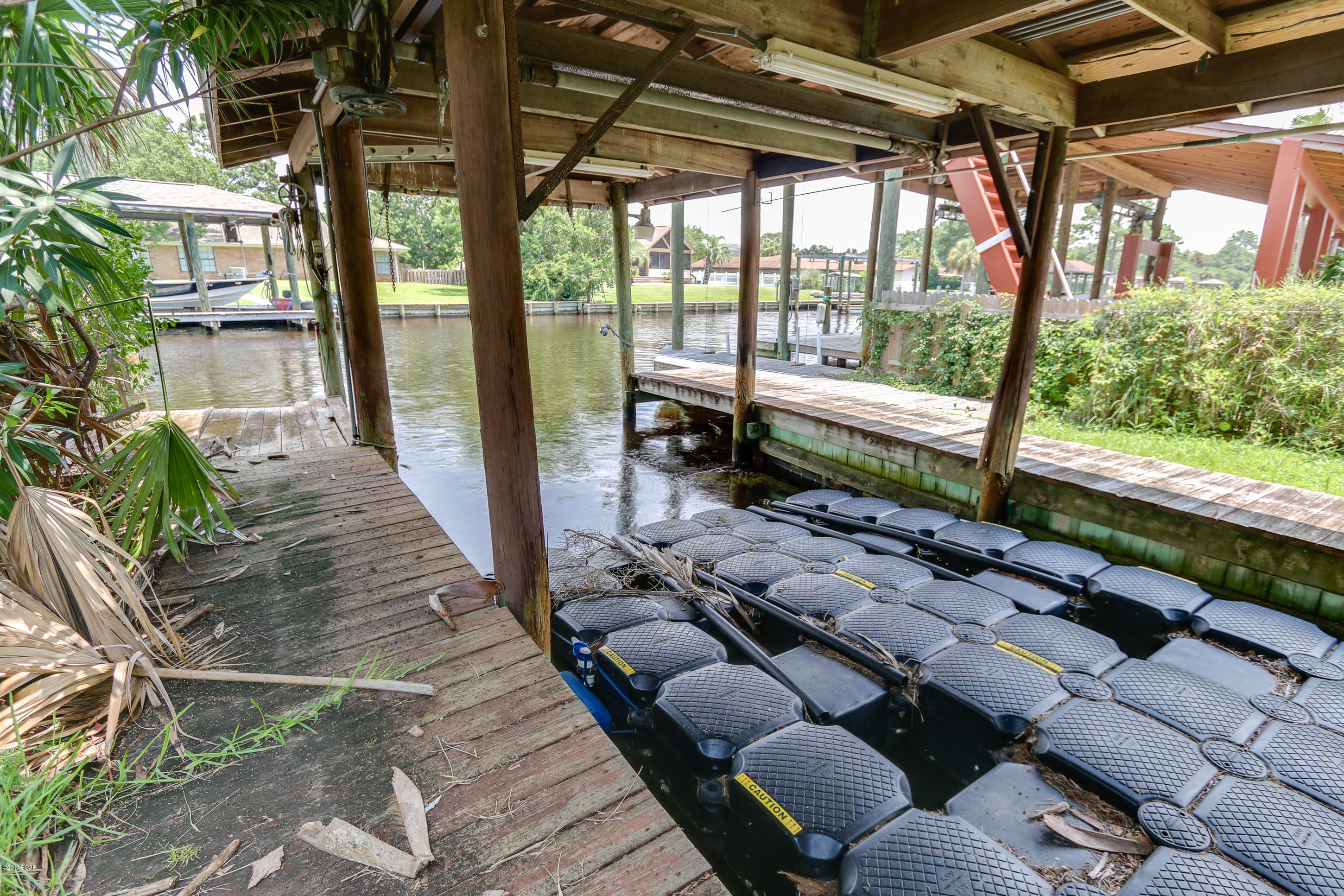 Baywood Shores Est Unit 5 - Residential