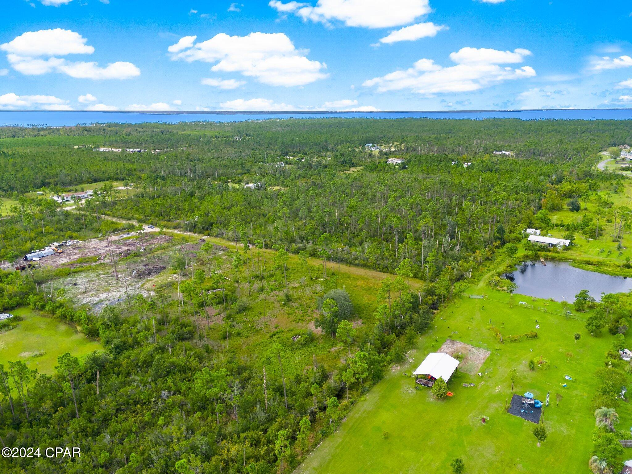 East Bay Point - Land