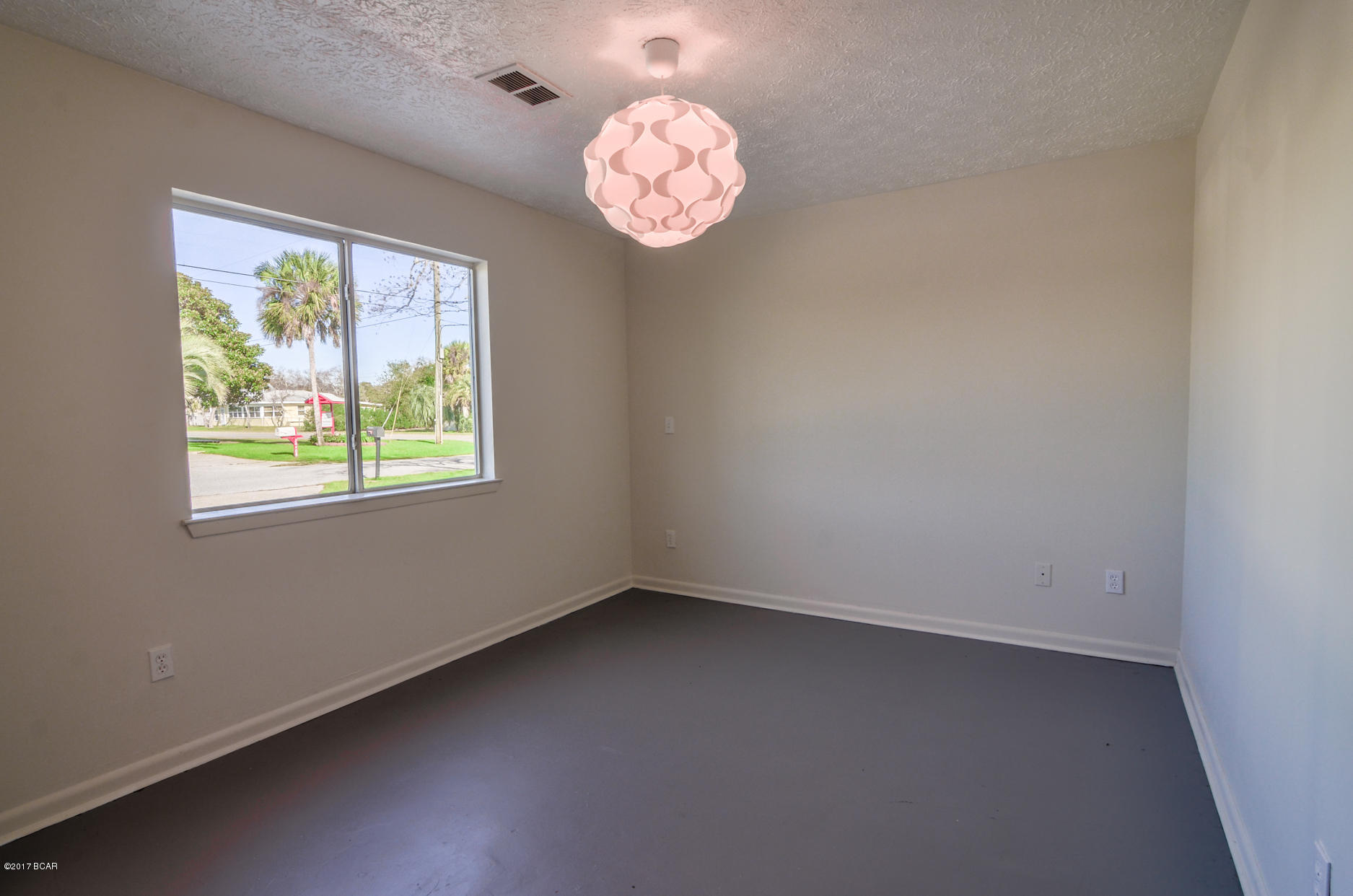 Laguna Beach 2nd Add - Residential