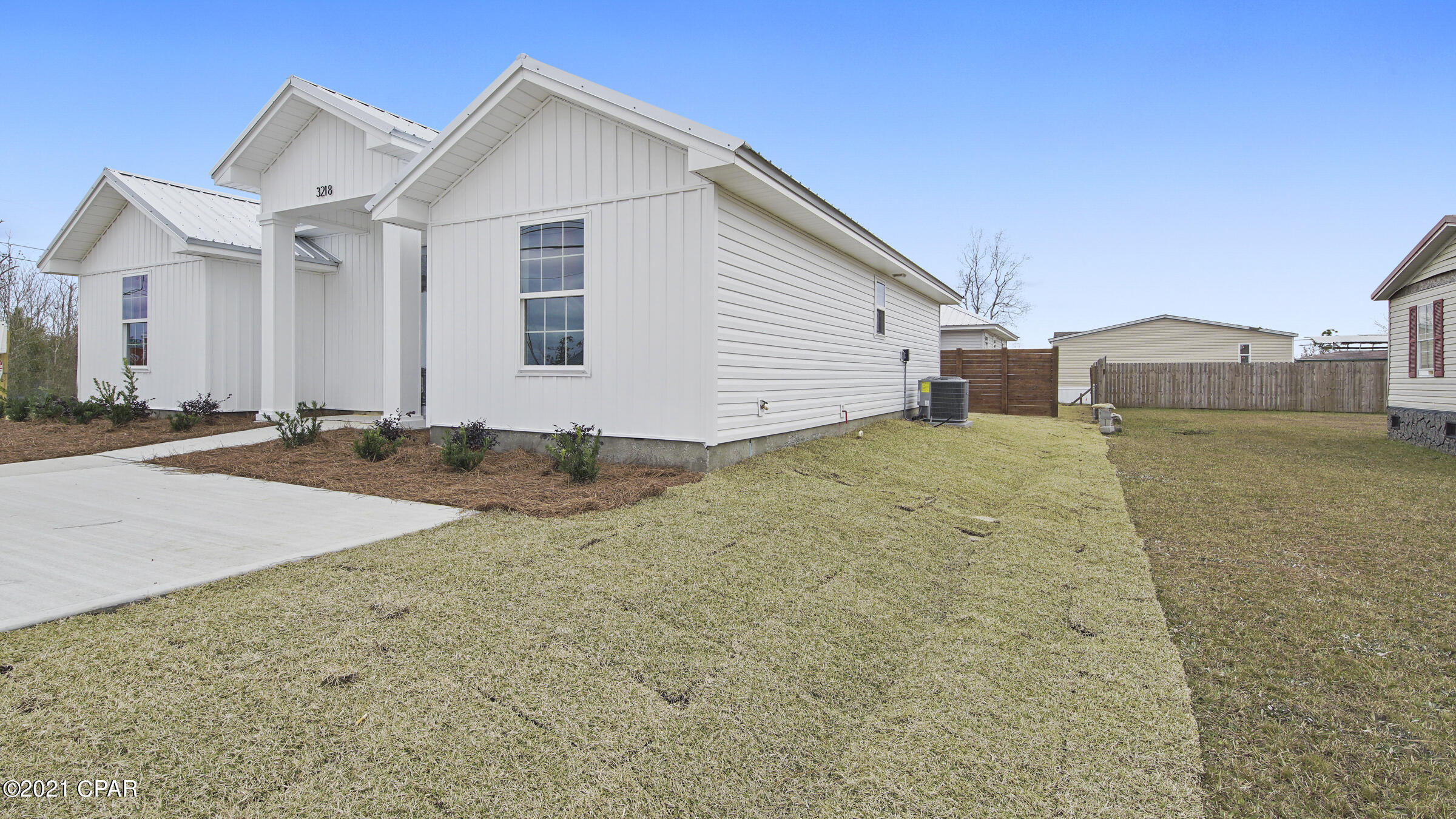 [No Recorded Subdiv] - Residential Lease