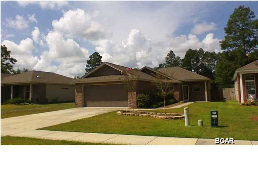 Brookwood Estate - 3 Bedroom, 2 Bath Brick Home with garage and screened patio, open floor plan located on cul-de-sac. Pets Negotiable with Deposit. OCCUPIED. Call for appointment.