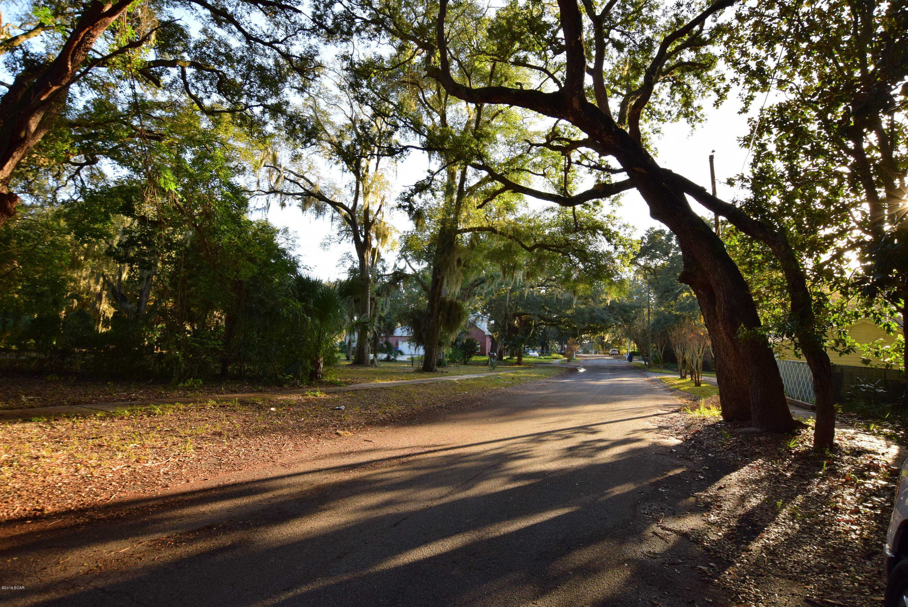 Sudduths 1st Add - Land