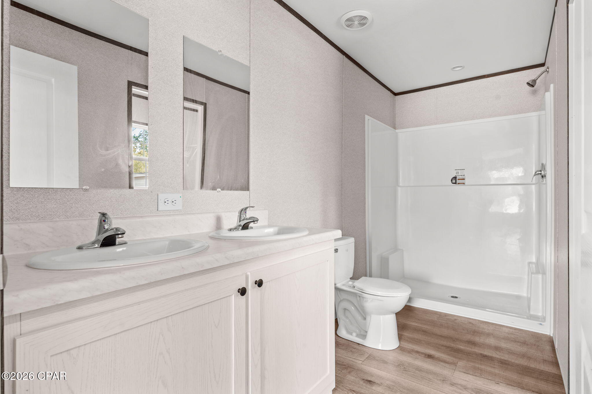 Paradise Lakes - Residential