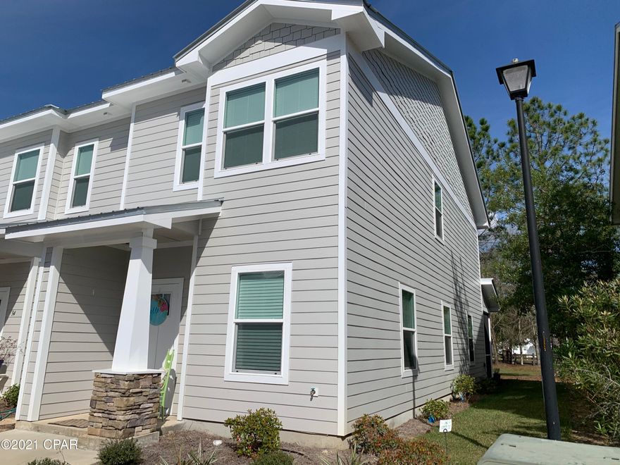 Beautiful 3 Bedroom 3 Bath in The Verandas at Freeport!  This newly built townhome features an open floor plan, upgraded tile walk-in shower in the Master Bathroom, stainless steel appliances, quartz countertops, subway tile backsplash in the kitchen, craftsmen style trim and Sherwin Williams paint.  Additional features include a metal roof, 14 seer ac unit, a porcelain tiled screened in porch.  HOA fees included landscaping, garbage service, outside pest control and a relaxing pool.  The Verandas offer you the peaceful serenity of a relaxing neighborhood and the convenience of being less than 5 minutes away from Publix and local healthcare, just 15 minutes away from the beautiful beaches and 20 minutes from the superb shopping of South Walton.  Schedule a showing today!