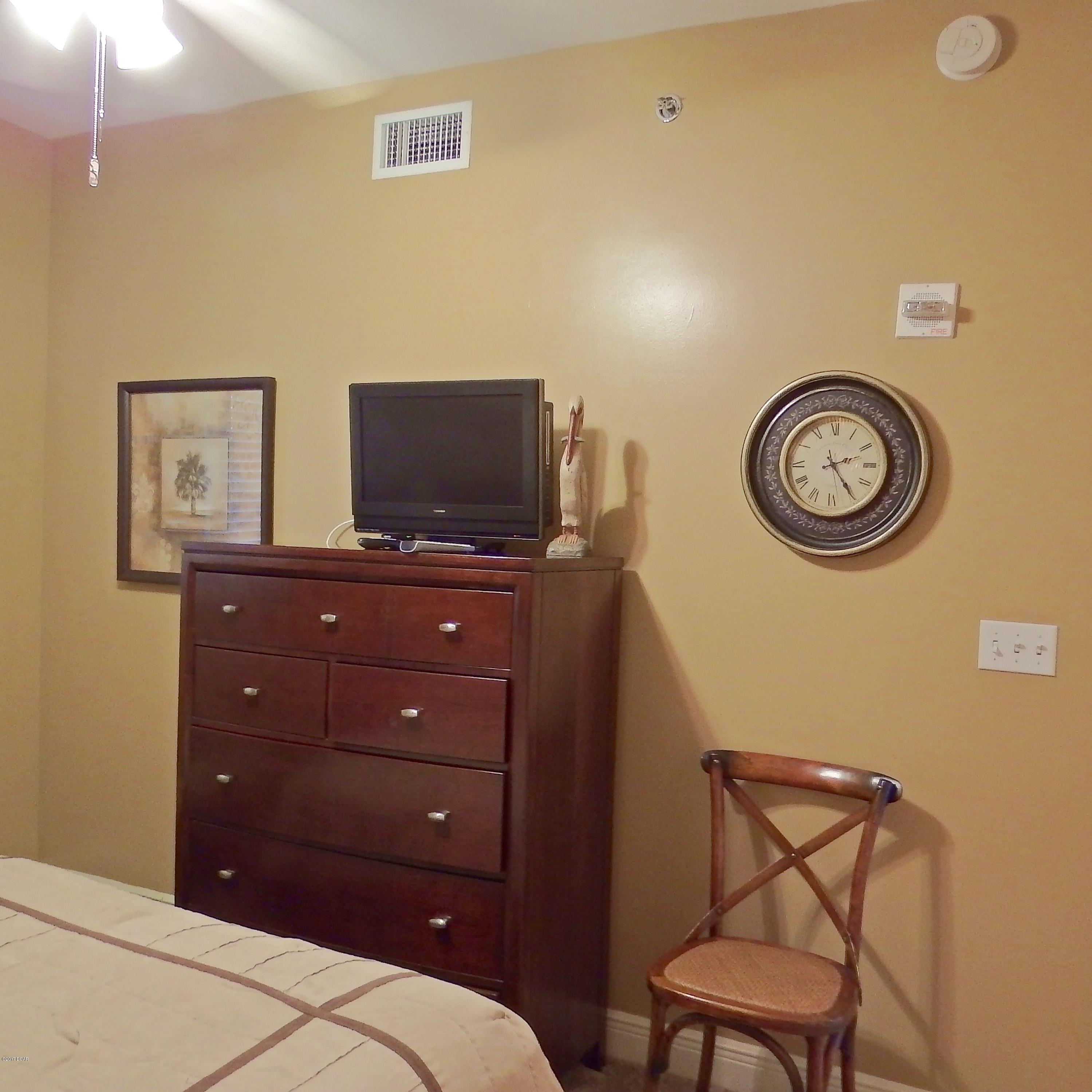 Sterling Breeze - Residential