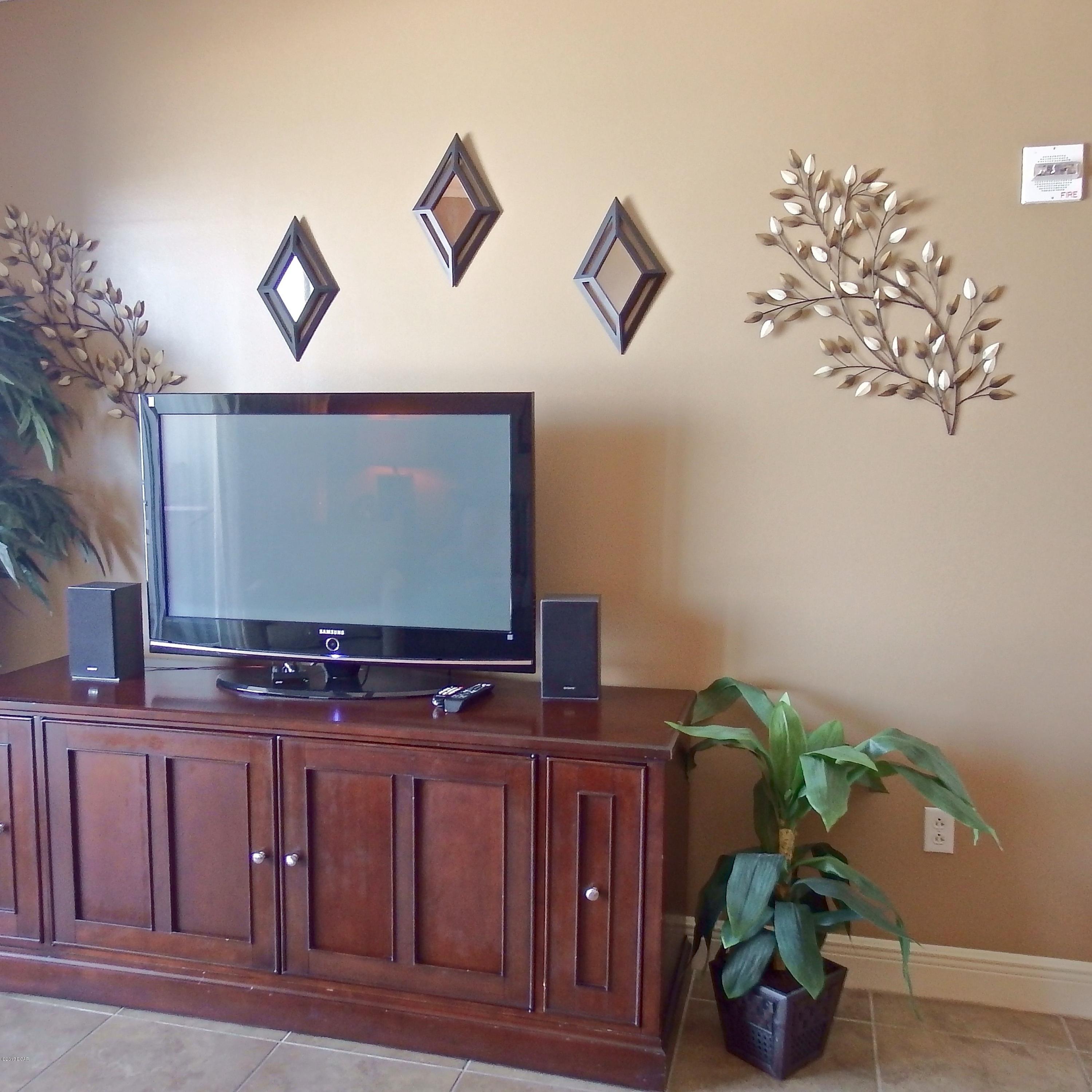 Sterling Breeze - Residential