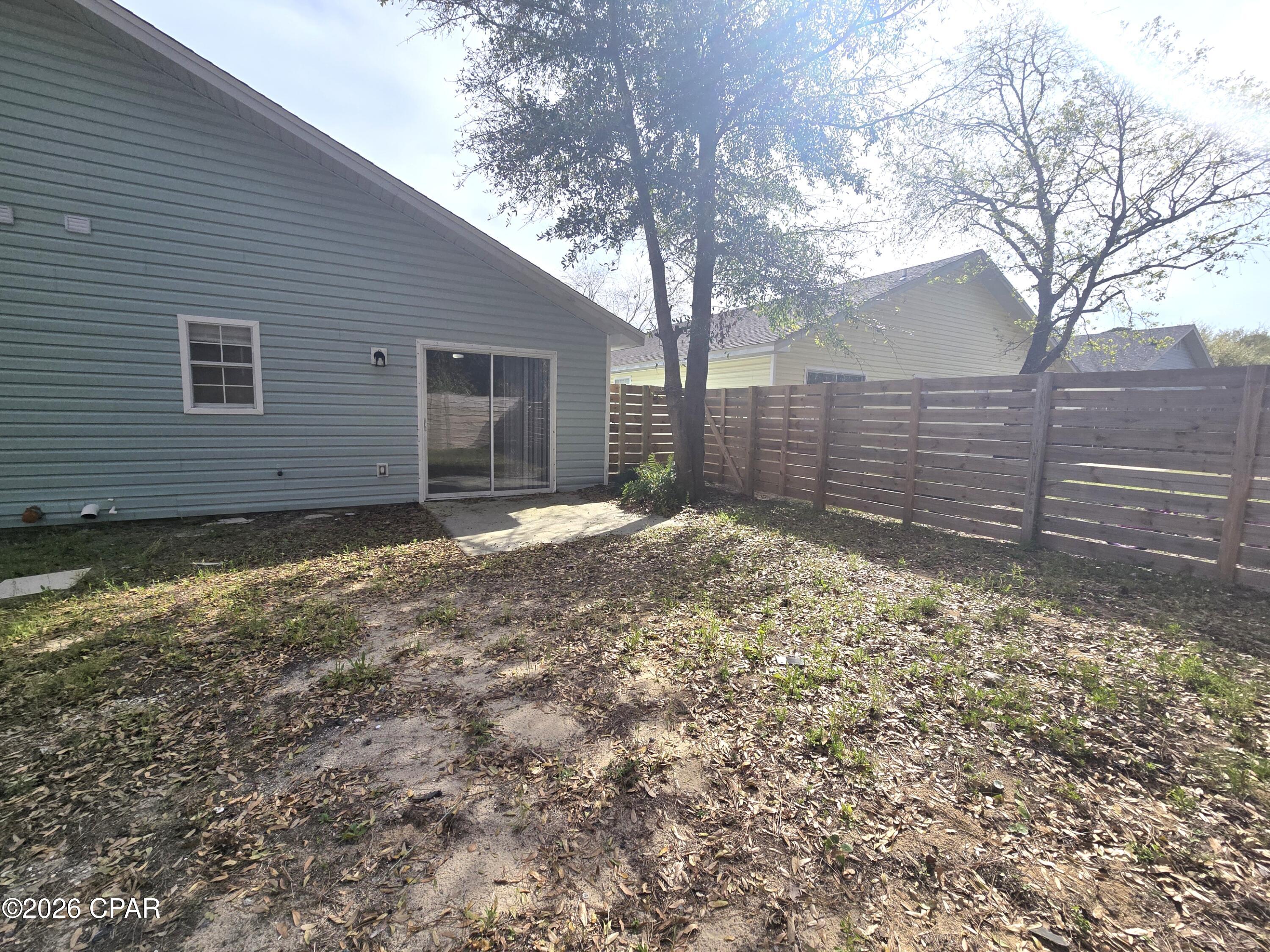 [No Recorded Subdiv] - Residential Lease