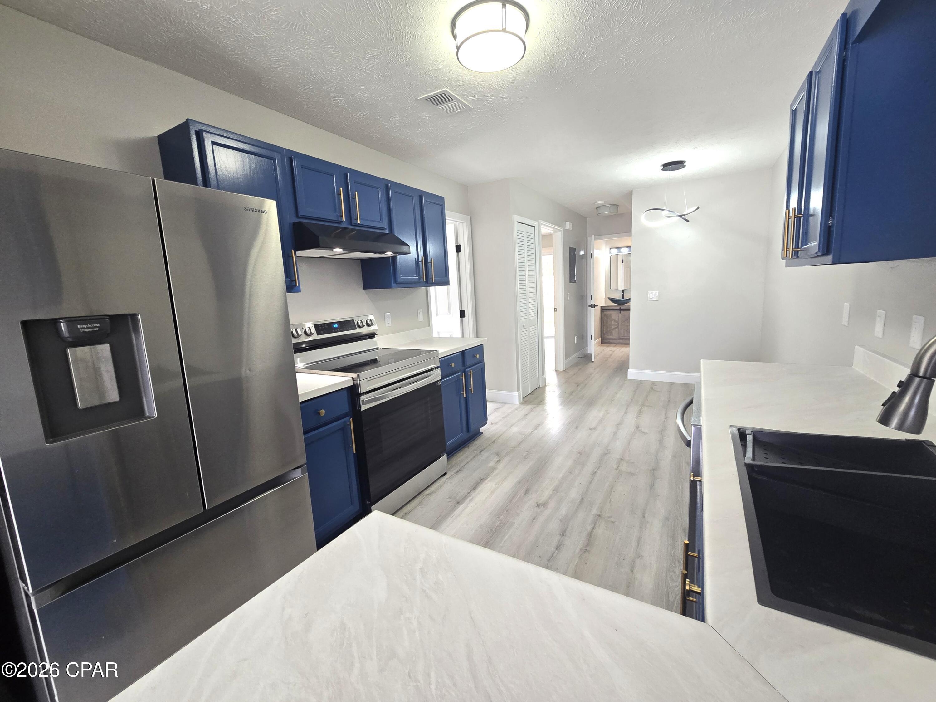 [No Recorded Subdiv] - Residential Lease