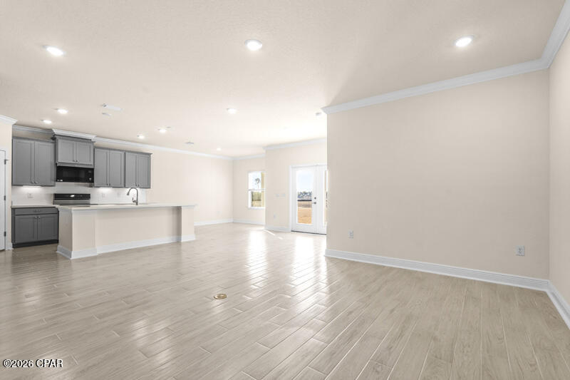 Lake Merial - Residential