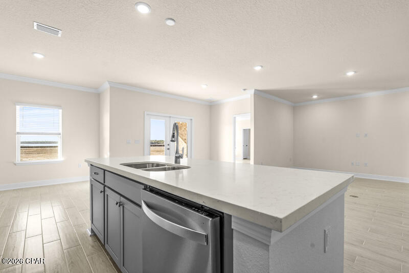 Lake Merial - Residential