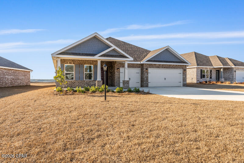 Lake Merial - Residential