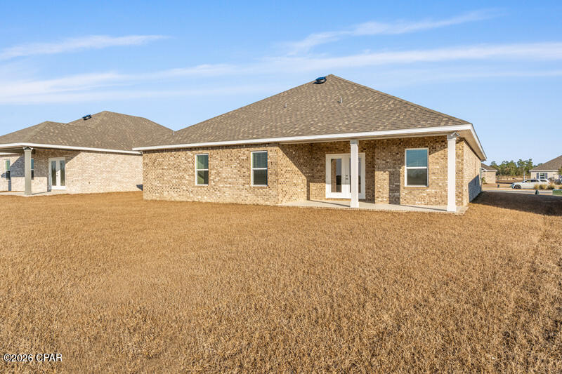 Lake Merial - Residential